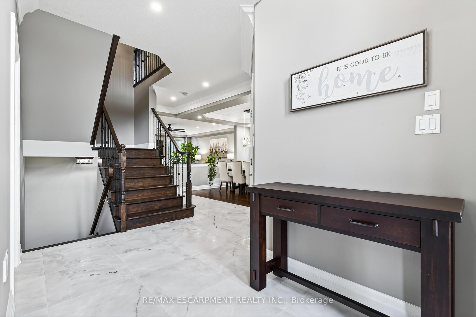 Photo 6 of 79 Assisi Street, Hamilton, Broughton — HOMEH