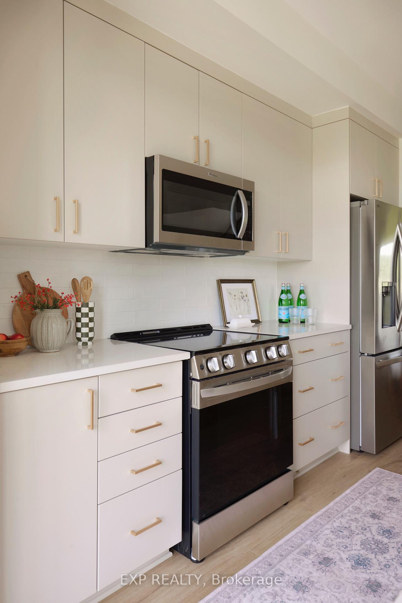 Photo 11 of 232 Kilcooly Lane, Ottawa, Stittsville (South) — HOMEH