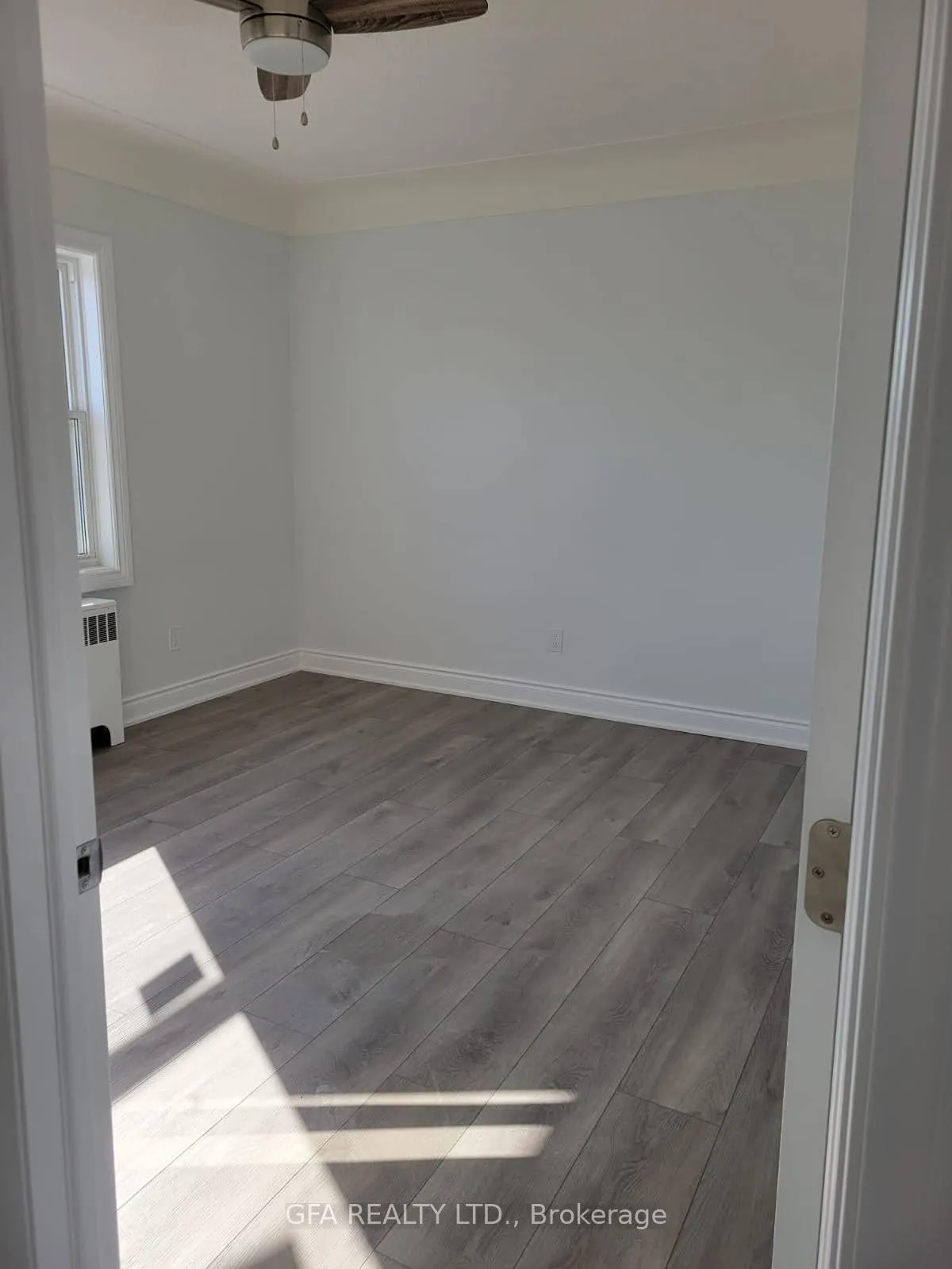 Photo 28 of Unit 1, 907 Barton Street E, Hamilton, Crown Point — HOMEH