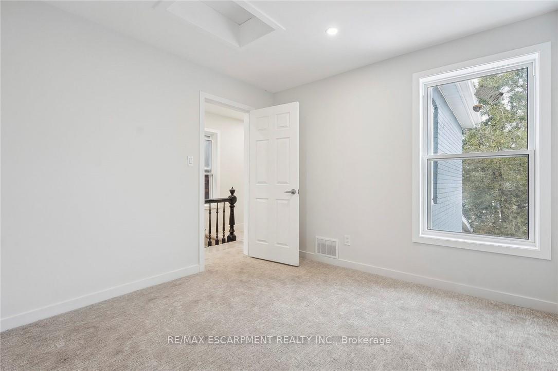Photo 22 of 289 Wentworth Street N, Hamilton, Beasley — HOMEH