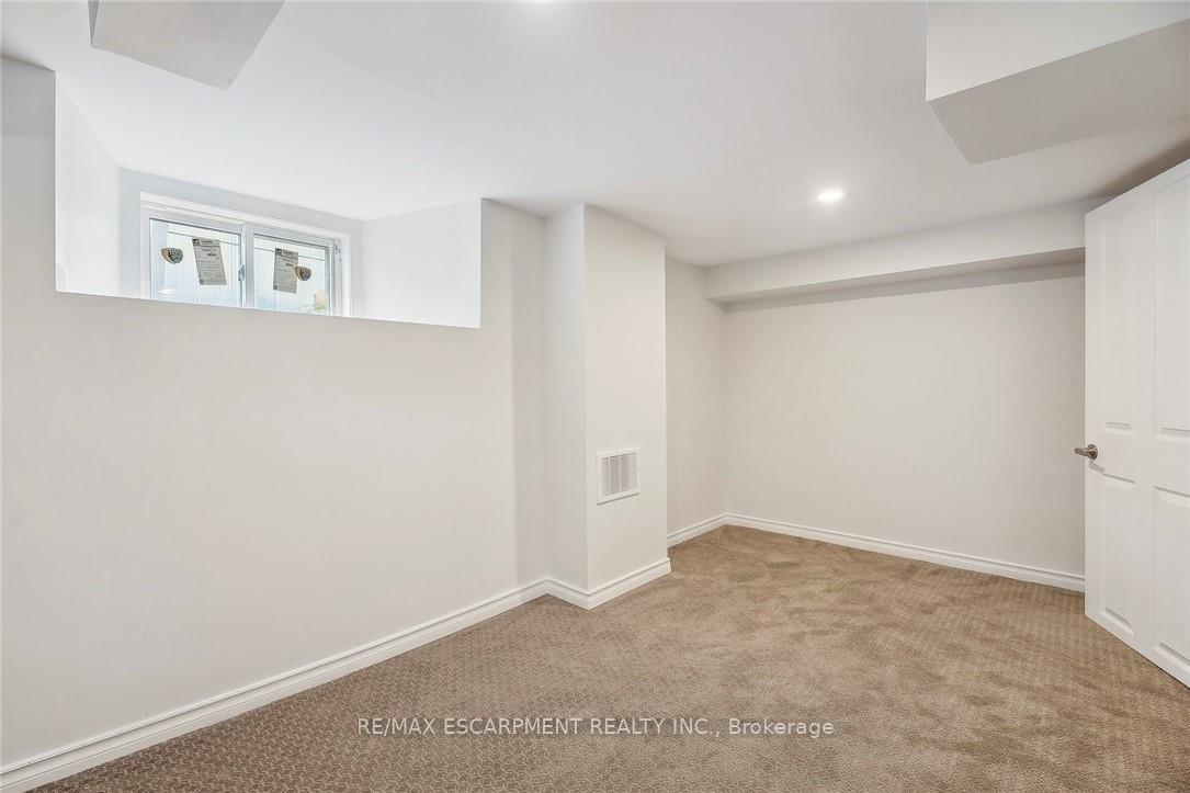 Photo 30 of 289 Wentworth Street N, Hamilton, Beasley — HOMEH