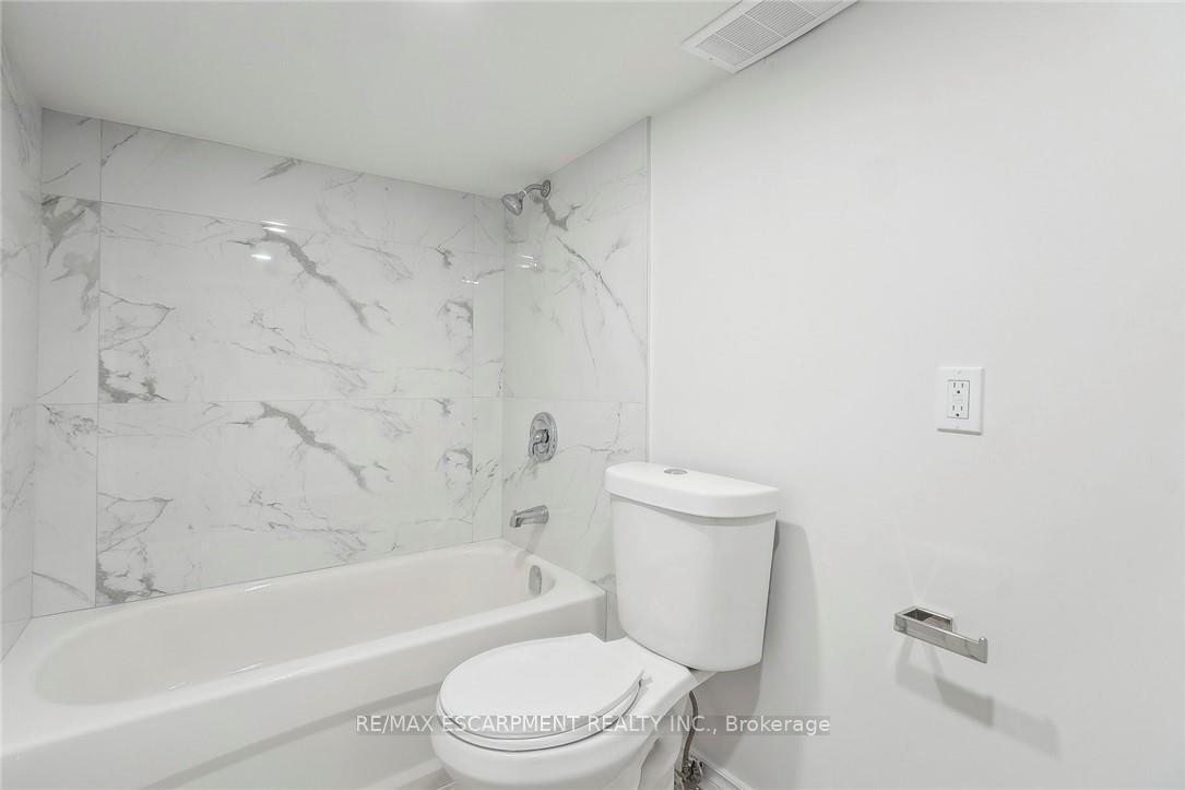 Photo 32 of 289 Wentworth Street N, Hamilton, Beasley — HOMEH