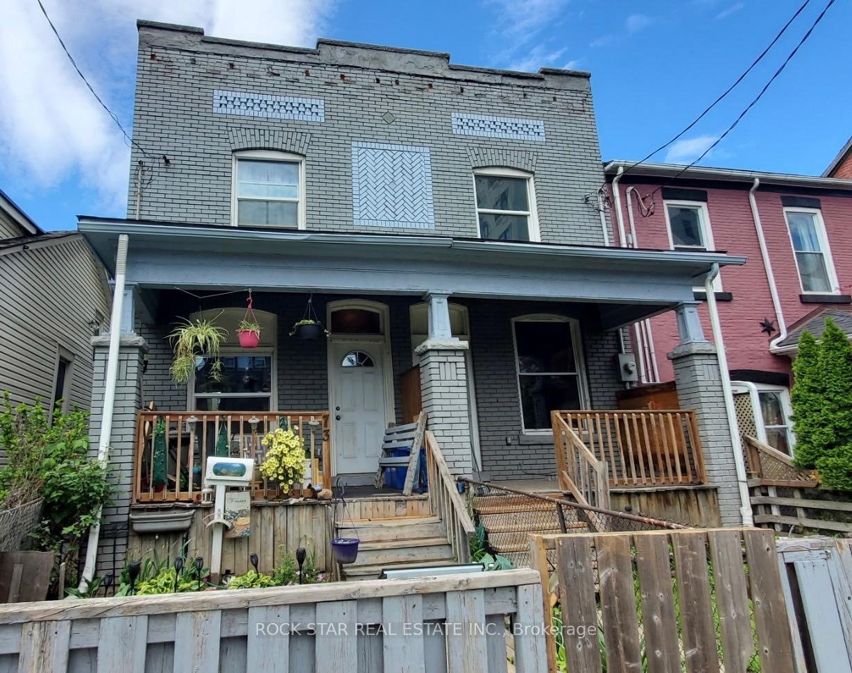 Front of 75 Cathcart Street
