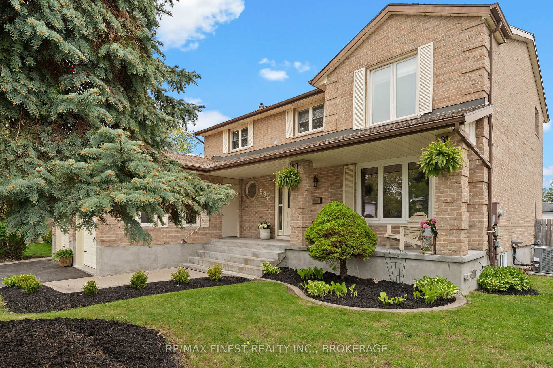 Photo 2 of 894 Rowantree Crescent, Kingston, North of Taylor-Kidd Blvd — HOMEH