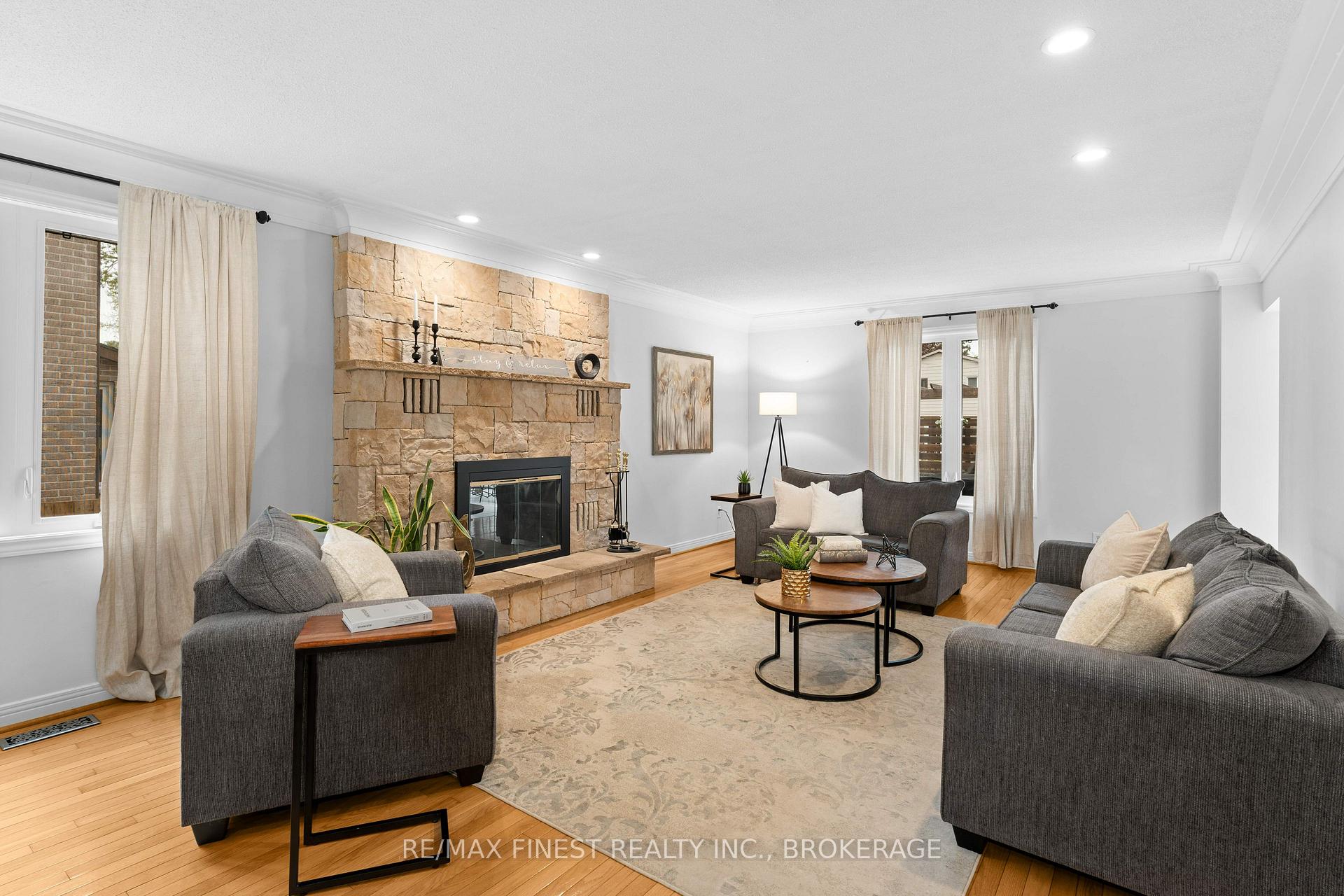 Photo 7 of 894 Rowantree Crescent, Kingston, North of Taylor-Kidd Blvd — HOMEH