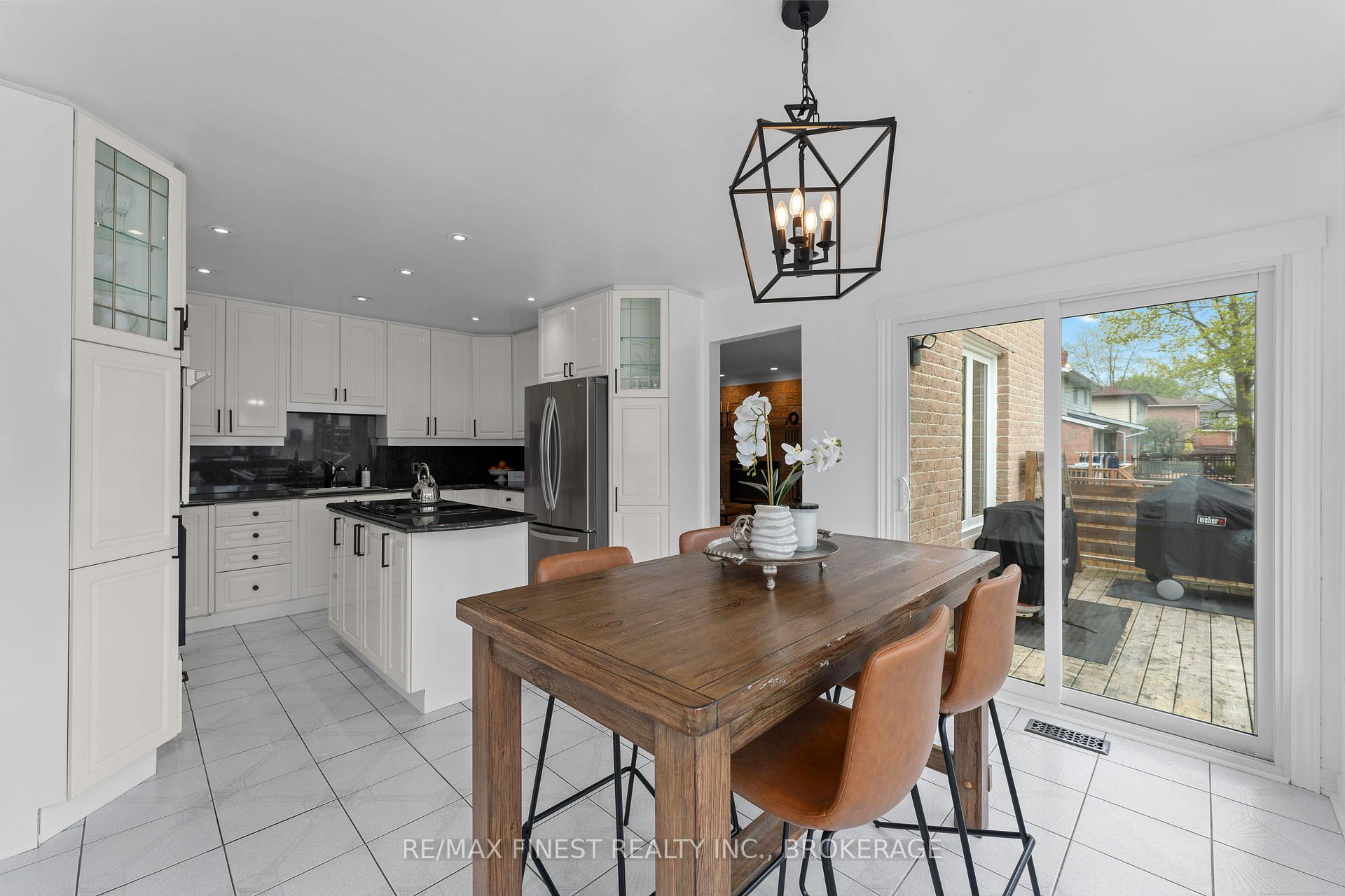 Photo 15 of 894 Rowantree Crescent, Kingston, North of Taylor-Kidd Blvd — HOMEH