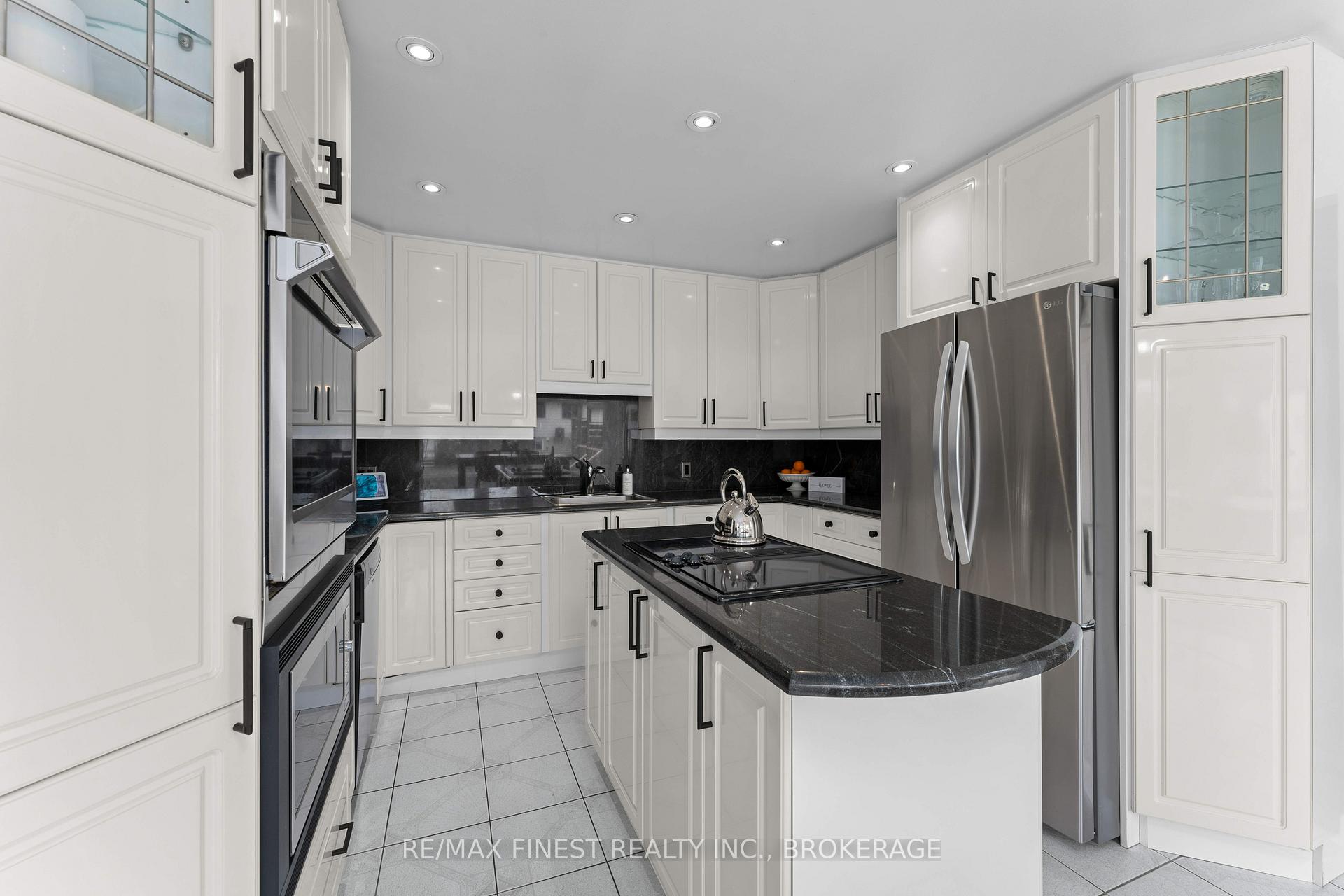 Photo 17 of 894 Rowantree Crescent, Kingston, North of Taylor-Kidd Blvd — HOMEH