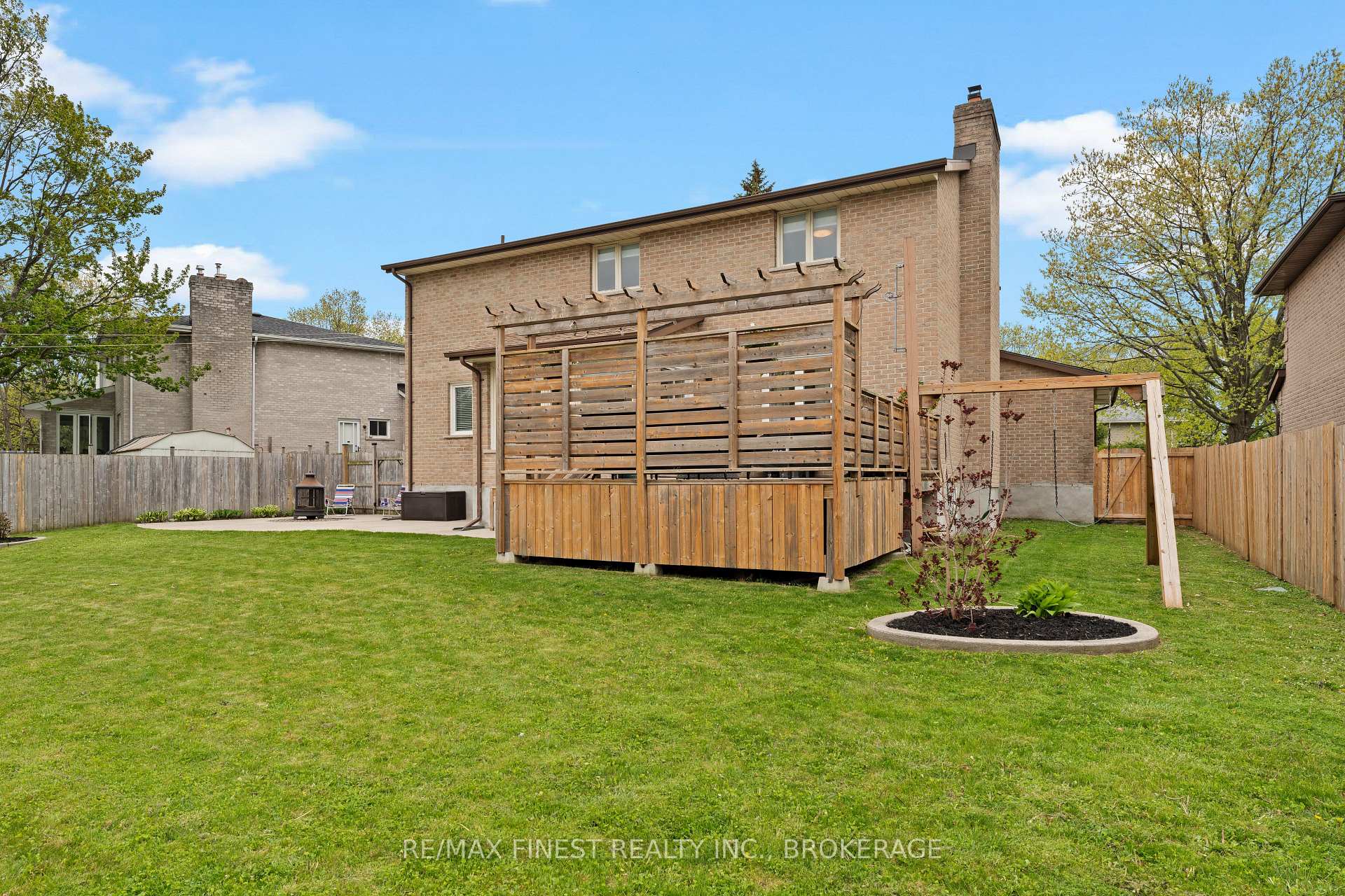 Photo 47 of 894 Rowantree Crescent, Kingston, North of Taylor-Kidd Blvd — HOMEH