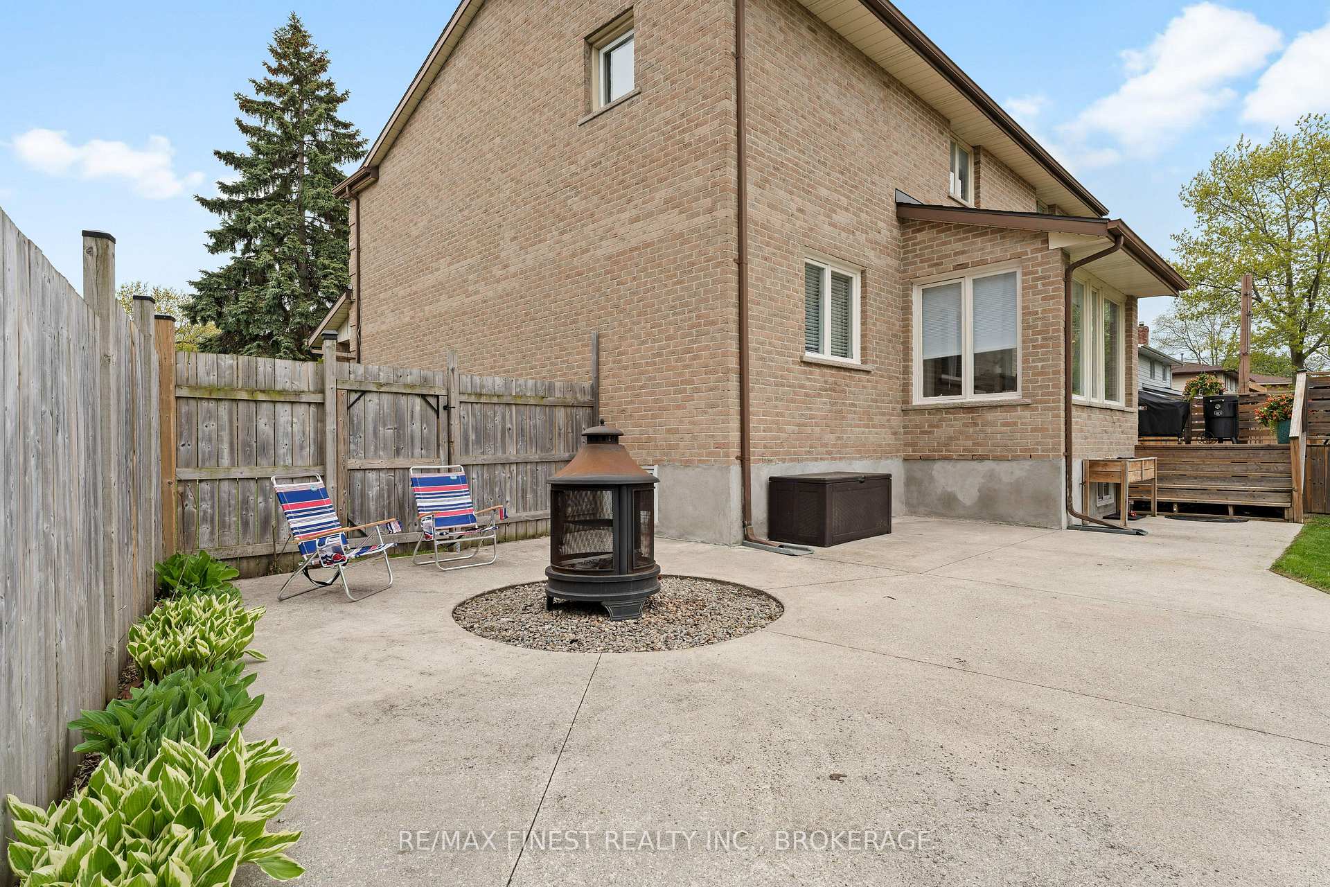 Photo 44 of 894 Rowantree Crescent, Kingston, North of Taylor-Kidd Blvd — HOMEH