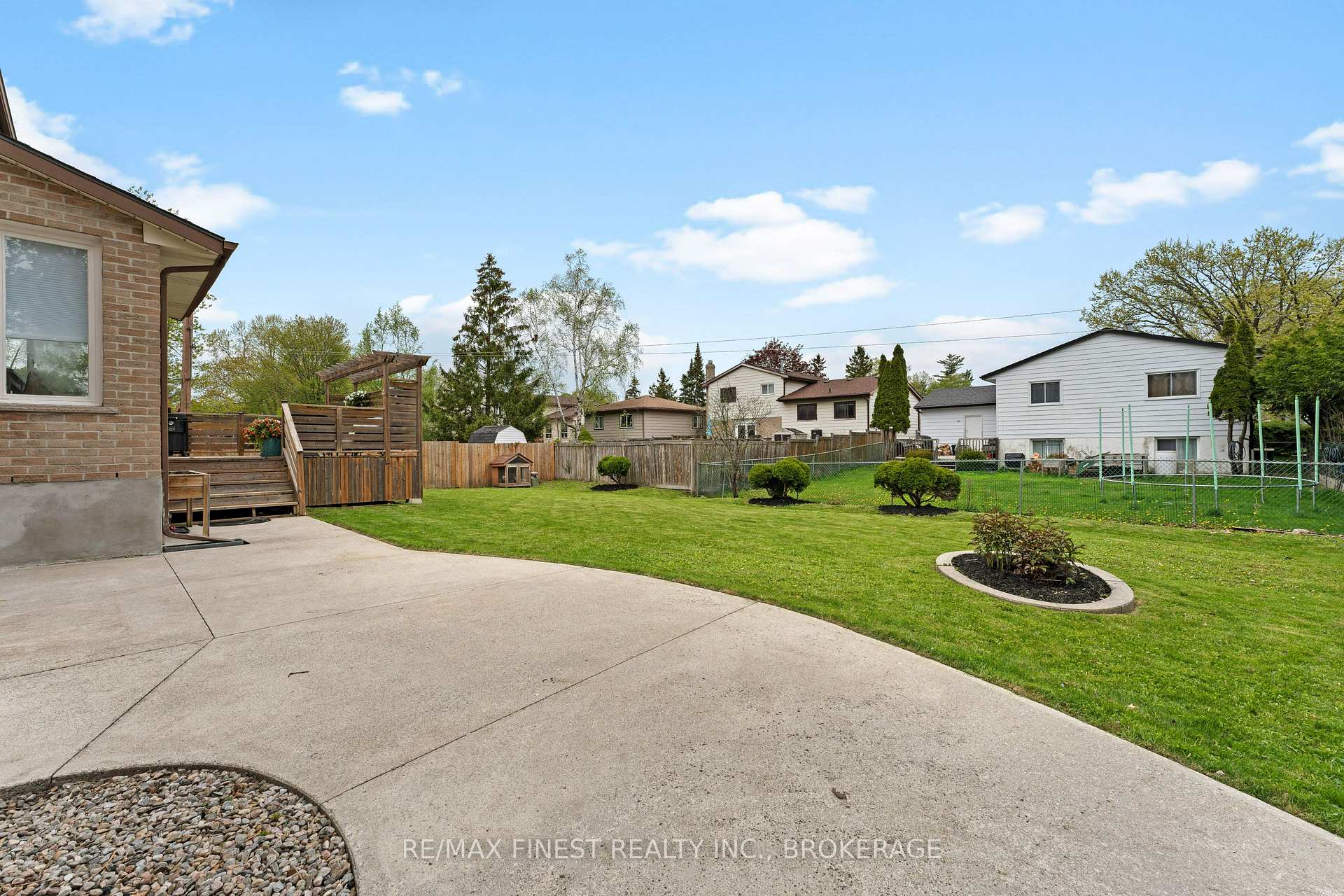 Photo 46 of 894 Rowantree Crescent, Kingston, North of Taylor-Kidd Blvd — HOMEH