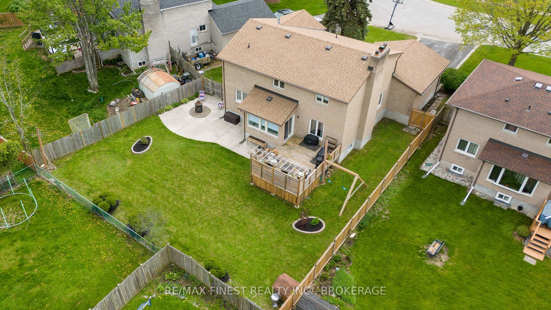 Photo 48 of 894 Rowantree Crescent, Kingston, North of Taylor-Kidd Blvd — HOMEH
