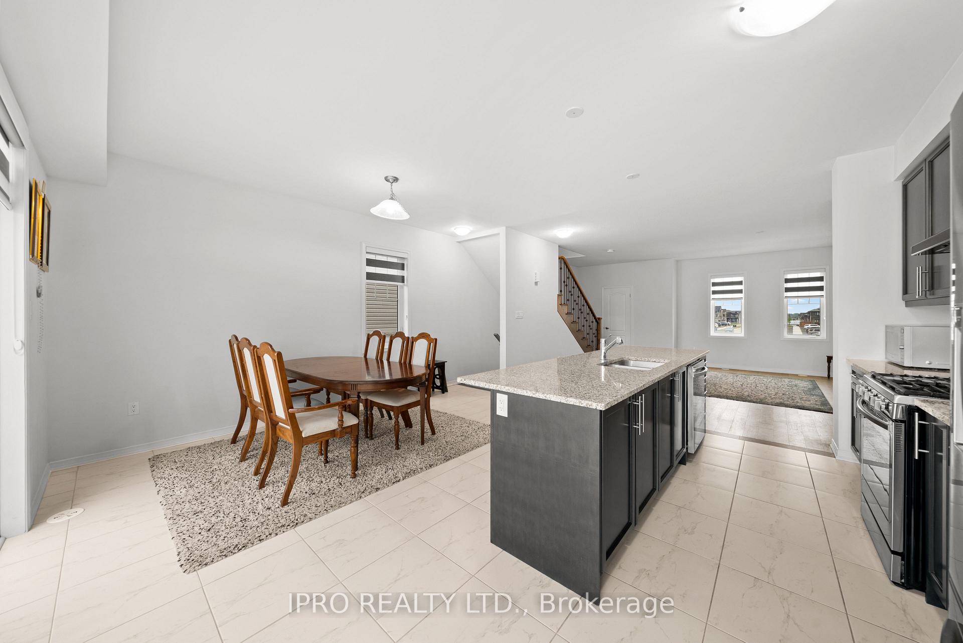 Photo 14 of 24 Bee Crescent, Brantford — HOMEH