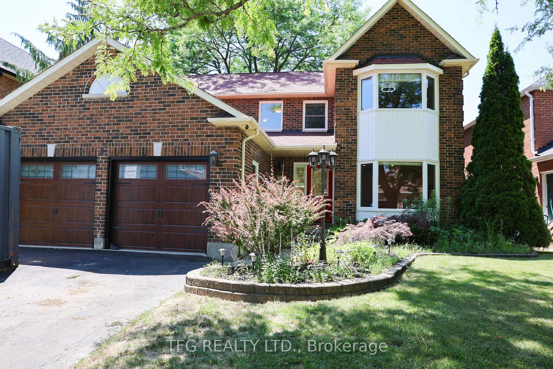 Front of 4 Carriage Lane