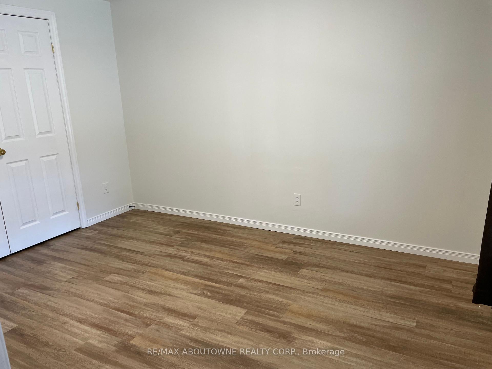 Photo 15 of Unit BSMT, 23 Drohan Drive, Guelph, Clairfields/Hanlon Business Park — HOMEH