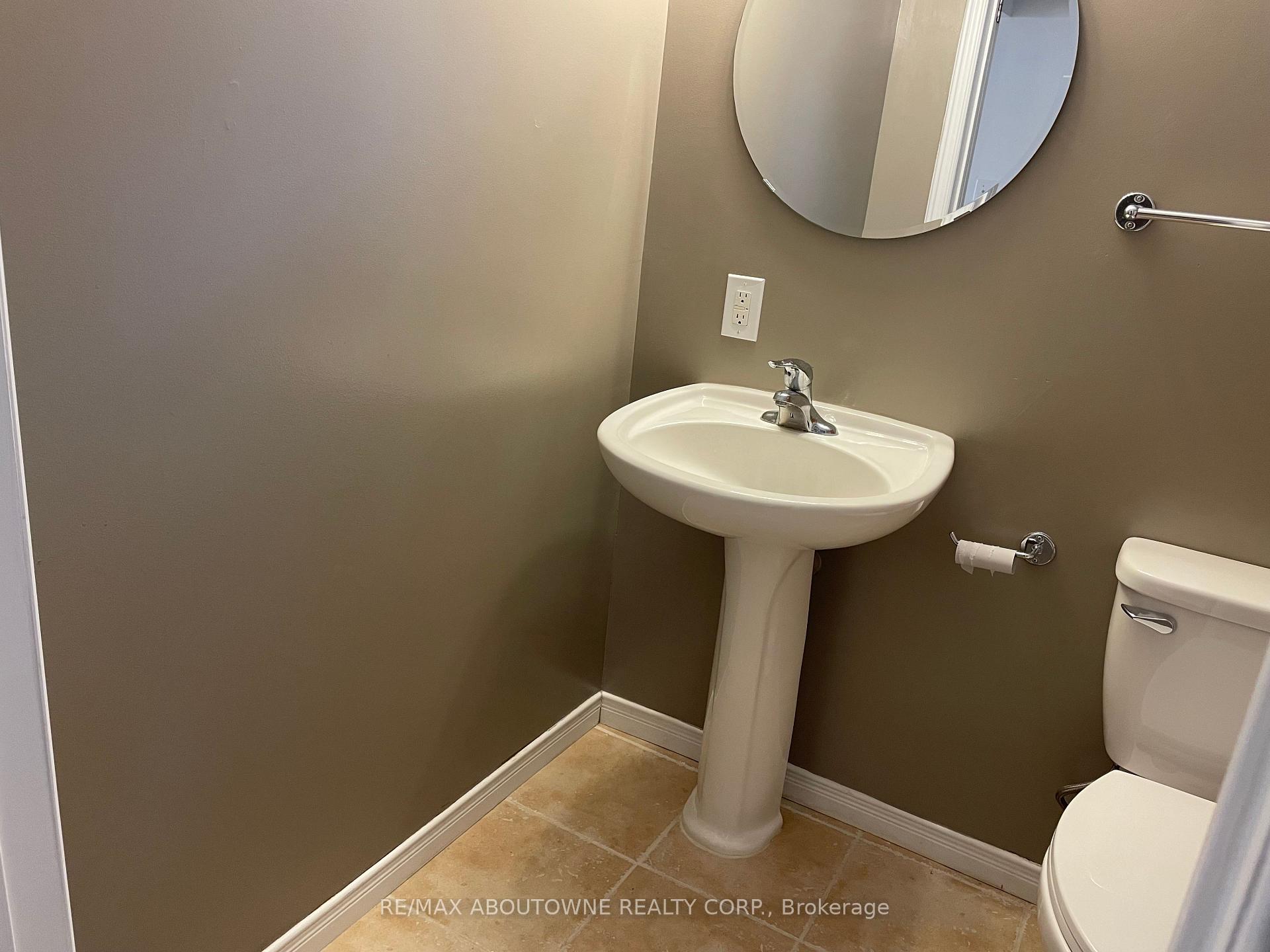 Photo 17 of Unit BSMT, 23 Drohan Drive, Guelph, Clairfields/Hanlon Business Park — HOMEH