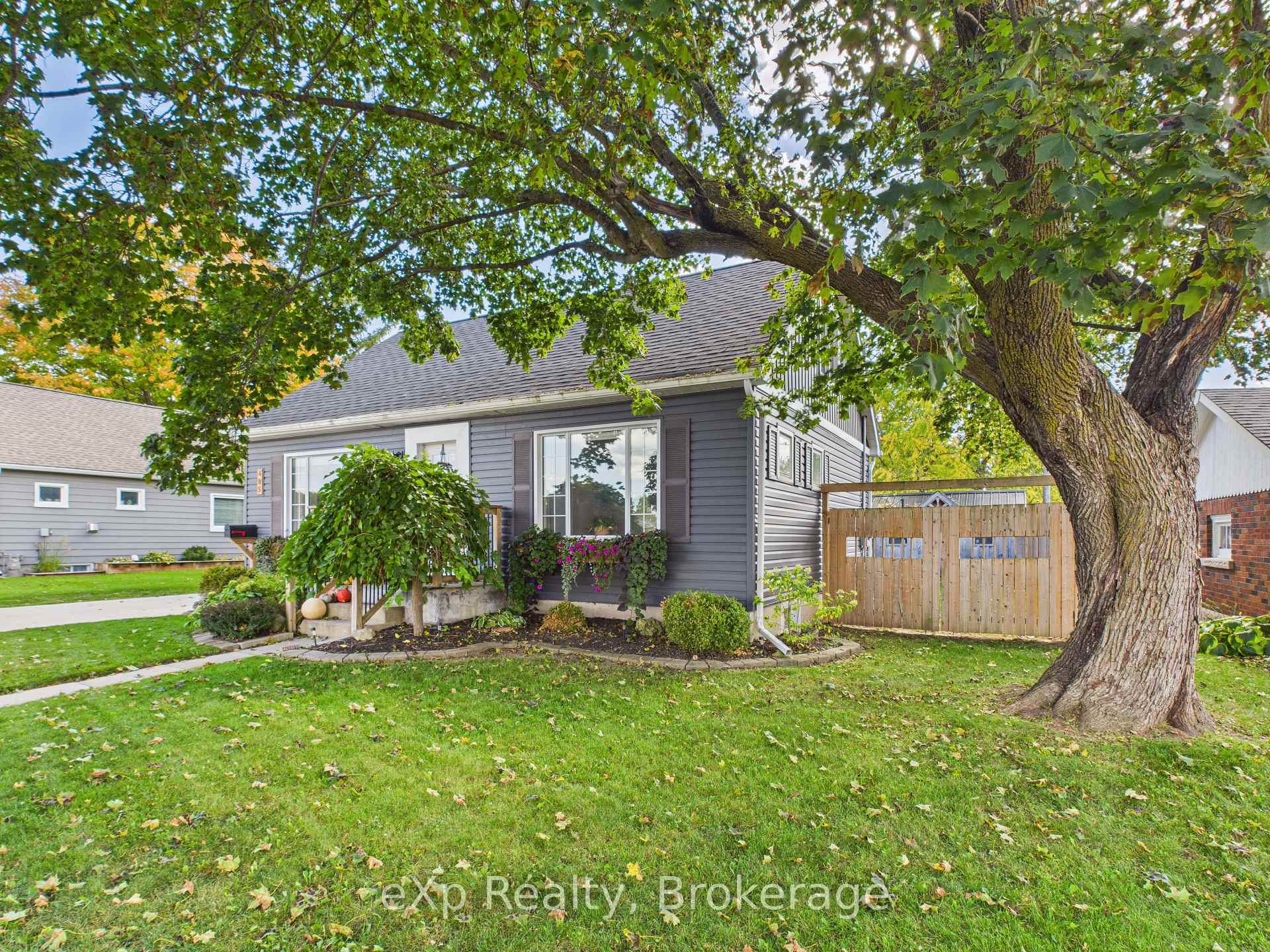 Photo 3 of 485 13th Street, Hanover — HOMEH