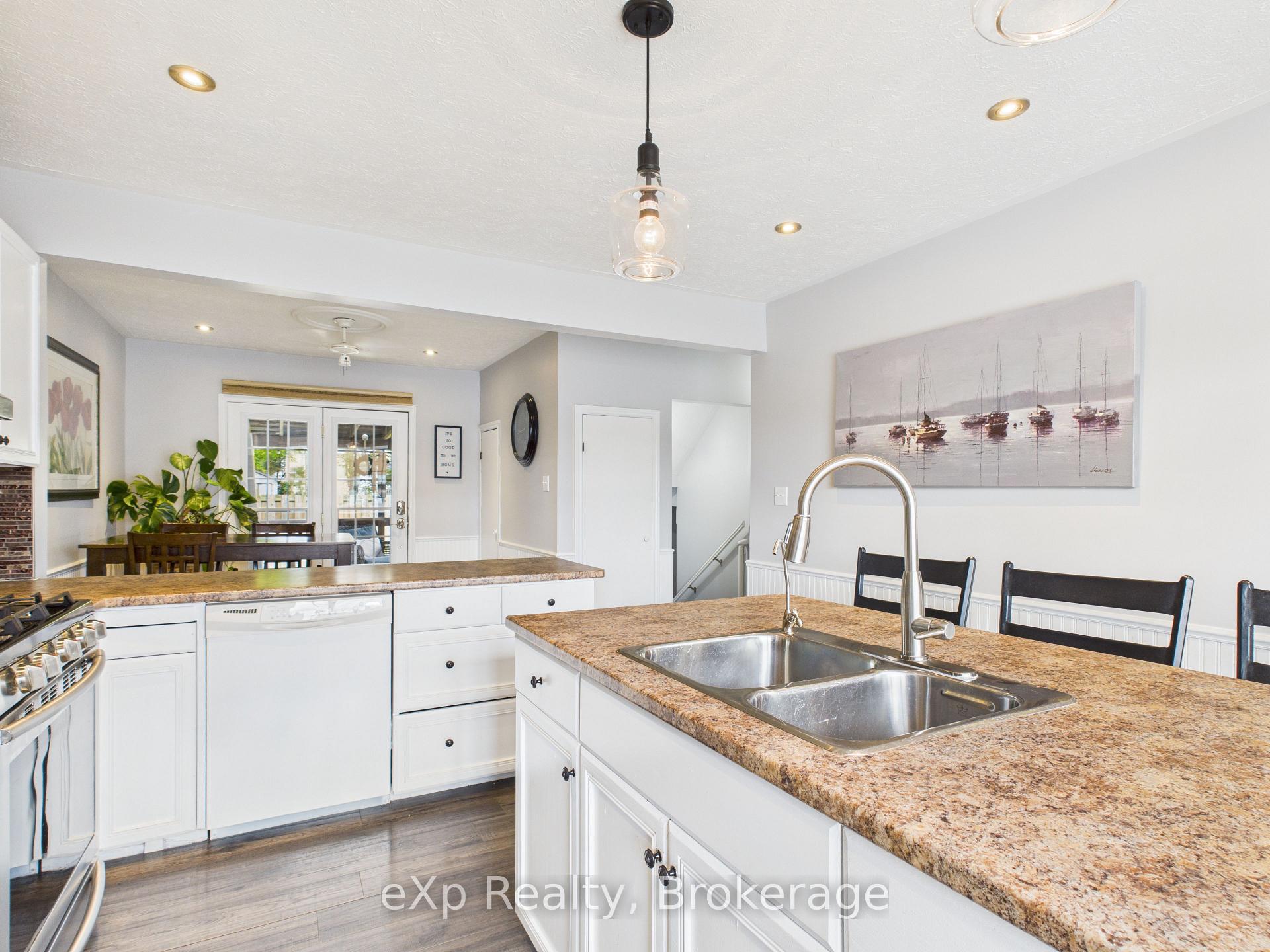 Photo 18 of 485 13th Street, Hanover — HOMEH