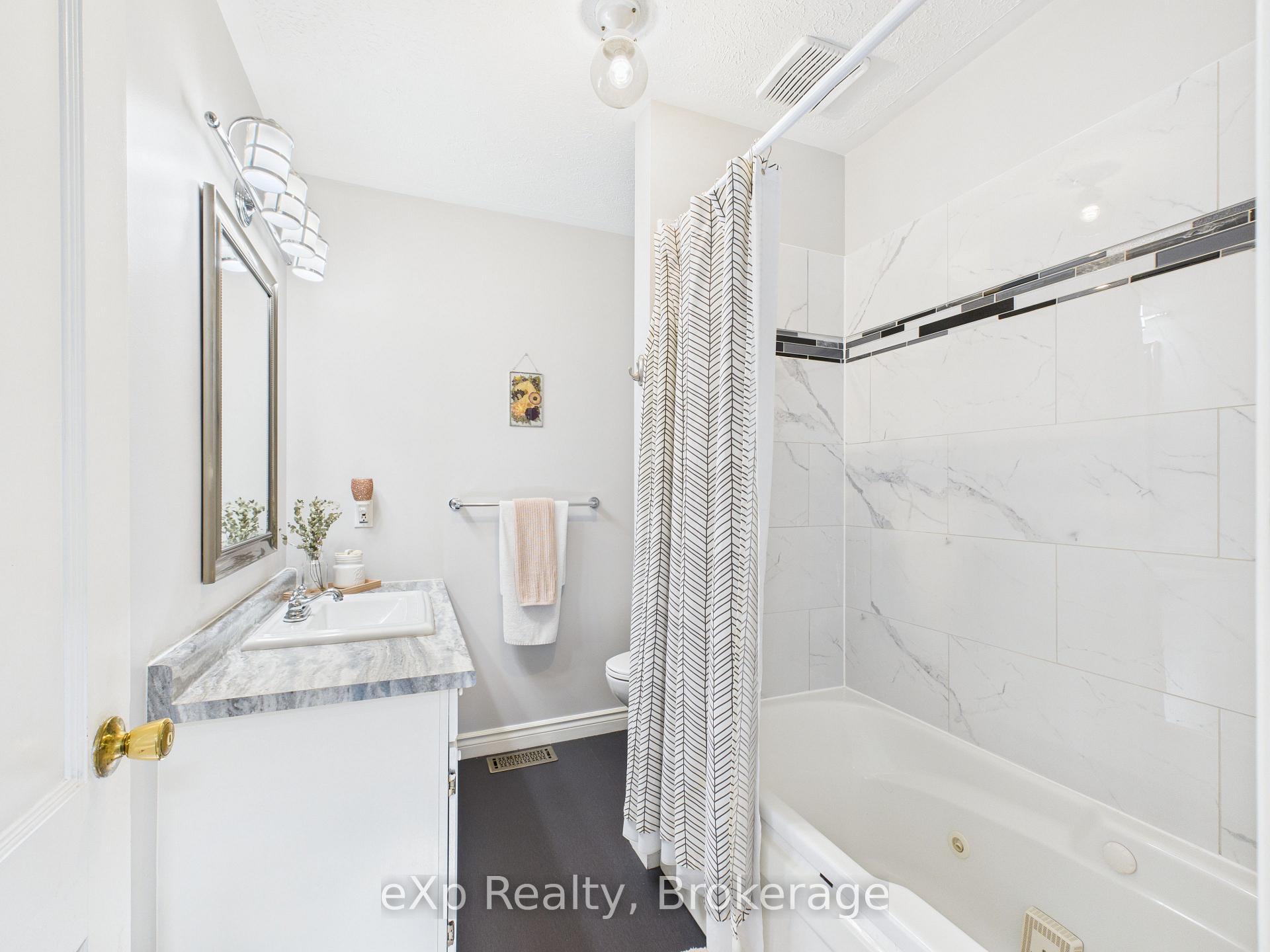 Photo 24 of 485 13th Street, Hanover — HOMEH