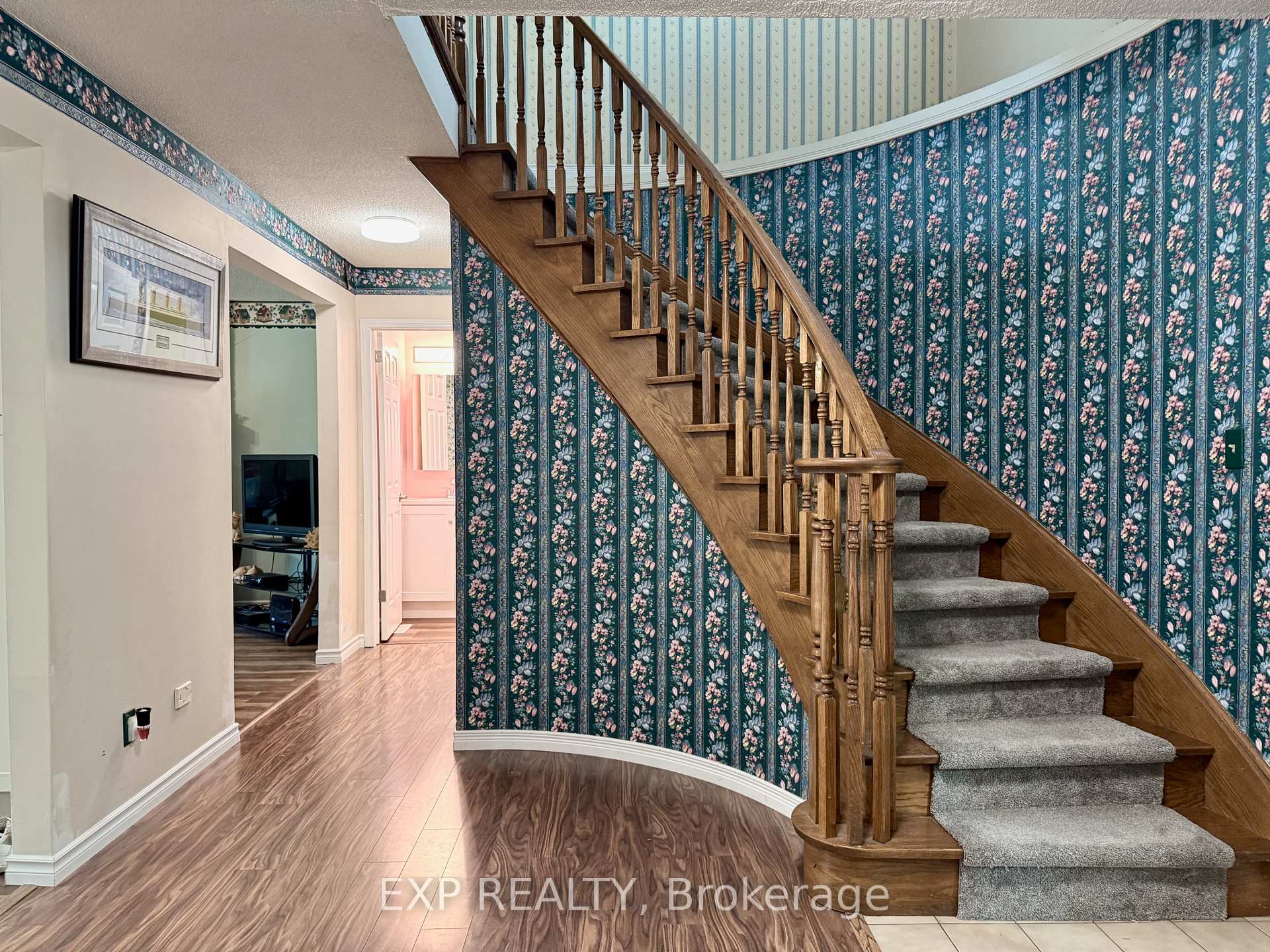 Photo 24 of 4 Palmer Road, Grimsby, Grimsby Beach — HOMEH