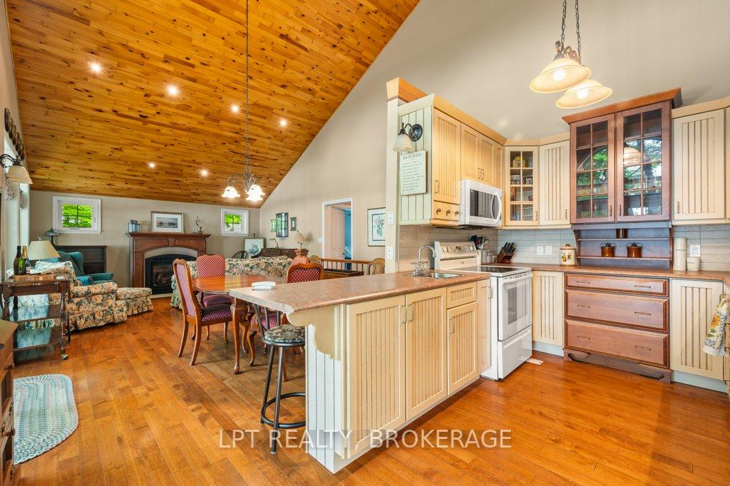 Photo 21 of 1165 Dalton Lane, Frontenac, Frontenac Centre — HOMEH