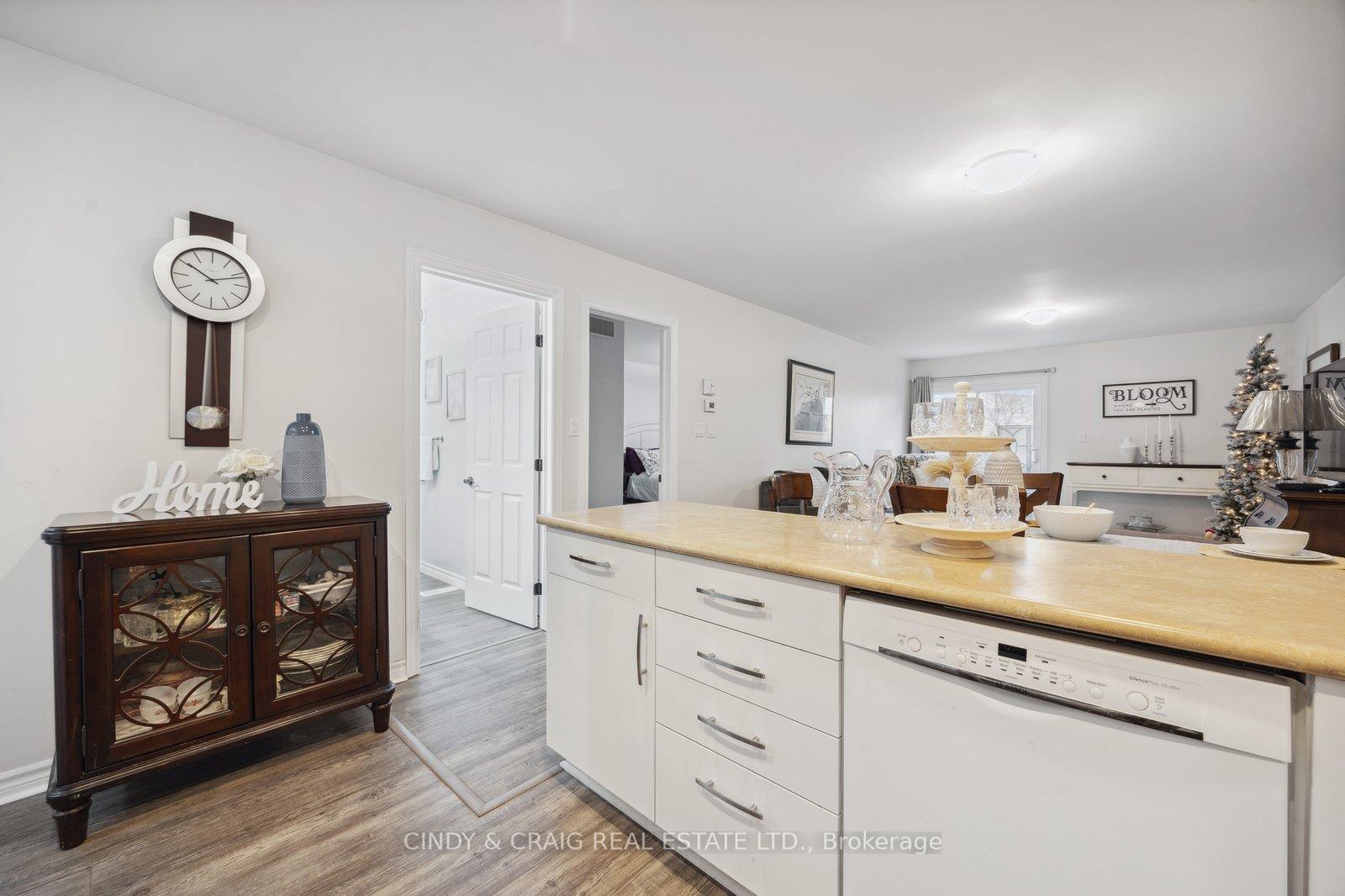Photo 4 of 51 Sarah Court, Belleville, Belleville Ward — HOMEH