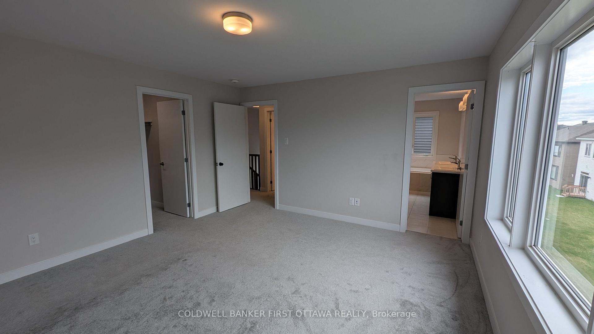 Photo 13 of 409 Appalachian Circle, Ottawa, Barrhaven - Half Moon Bay — HOMEH