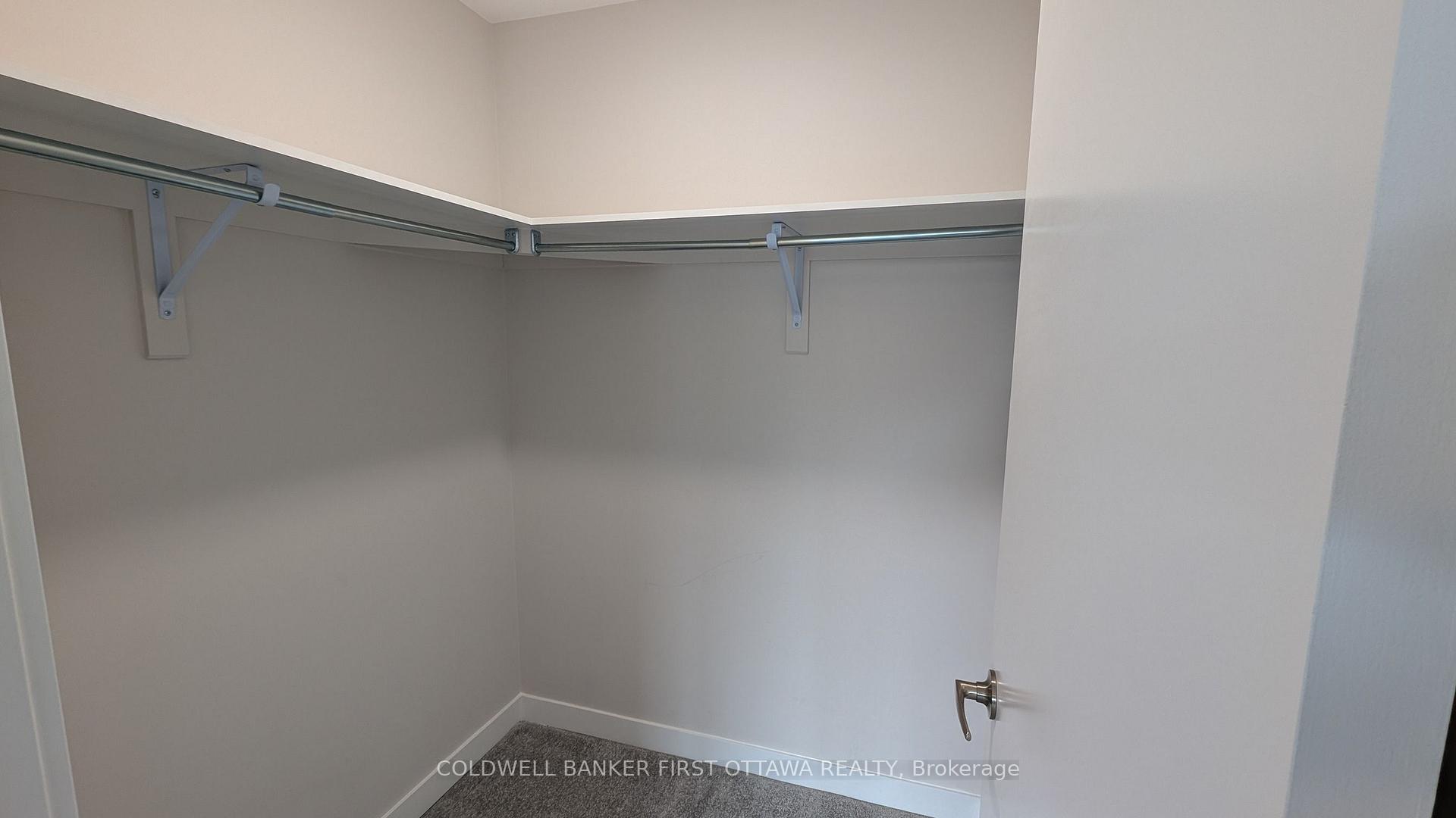 Photo 14 of 409 Appalachian Circle, Ottawa, Barrhaven - Half Moon Bay — HOMEH