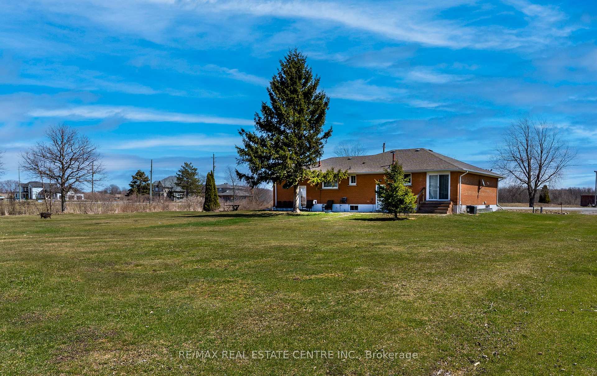 Photo 30 of 242 Mountain Road, Grimsby, Grimsby Escarpment — HOMEH