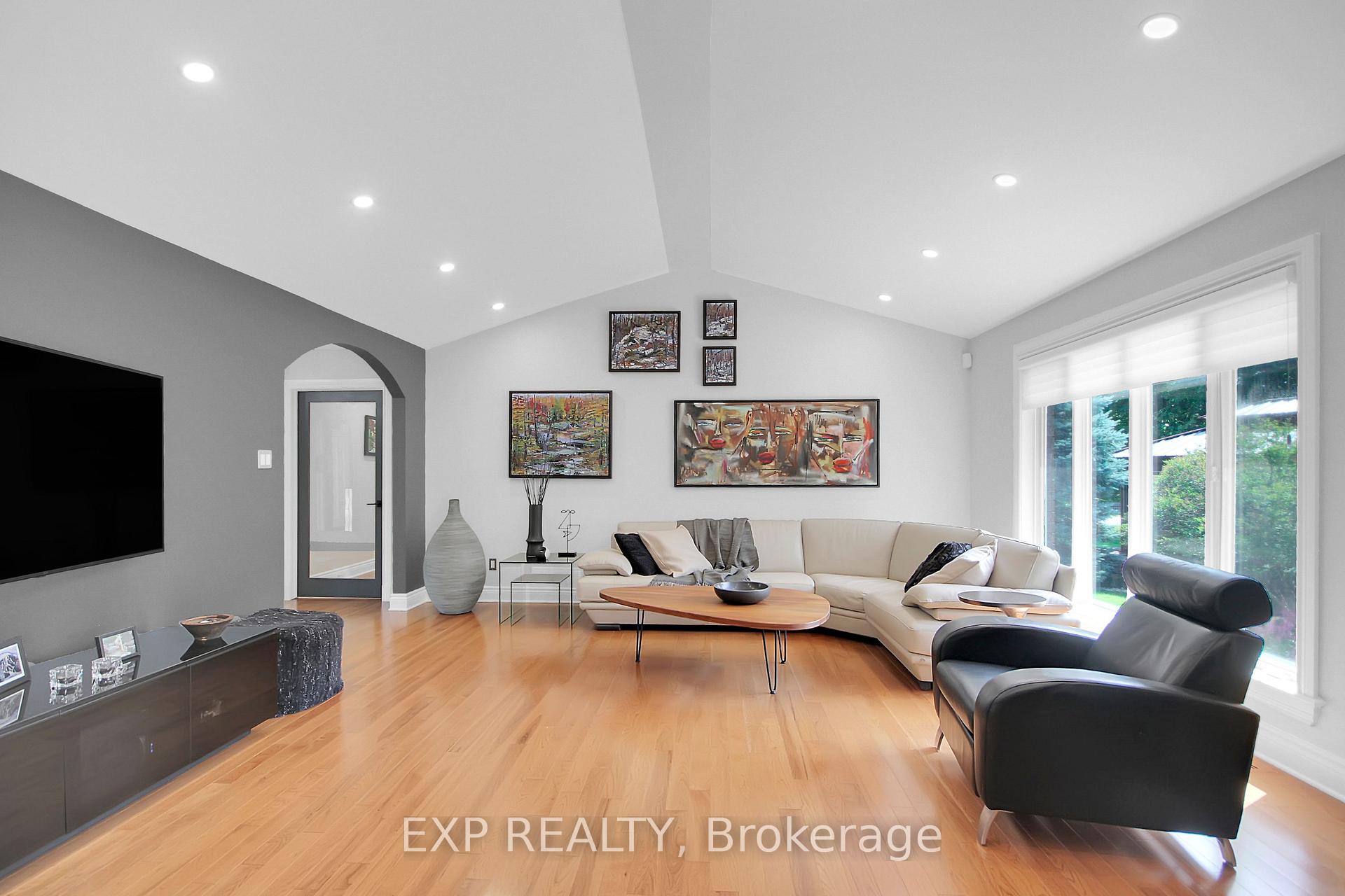 Photo 5 of 6202 Deermeadow Drive, Ottawa, Greely — HOMEH