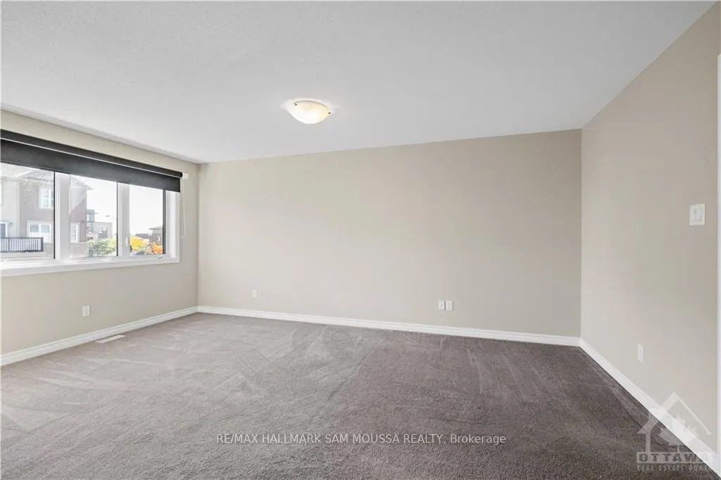 Photo 10 of 119 Mancini Way, Ottawa, Barrhaven - Strandherd — HOMEH