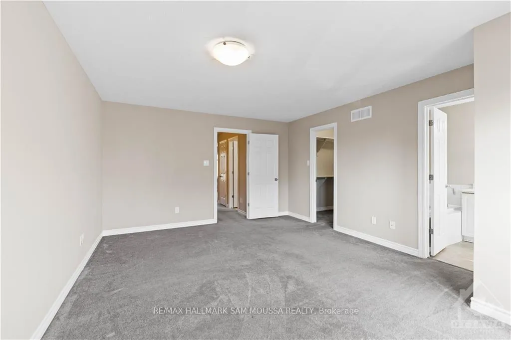 Photo 11 of 119 Mancini Way, Ottawa, Barrhaven - Strandherd — HOMEH