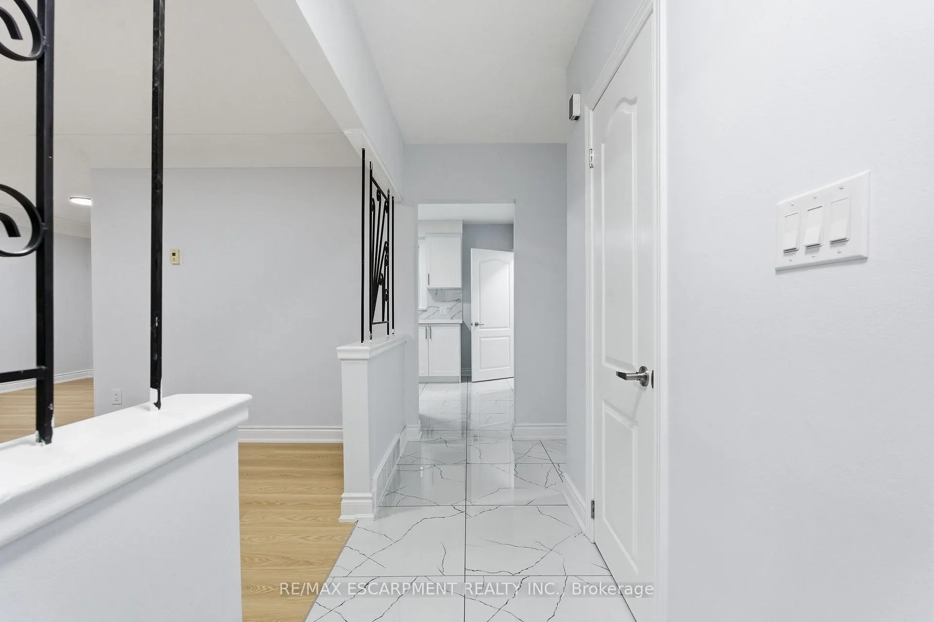 Photo 29 of 3 Algonquin Avenue, Hamilton, Rural Flamborough — HOMEH
