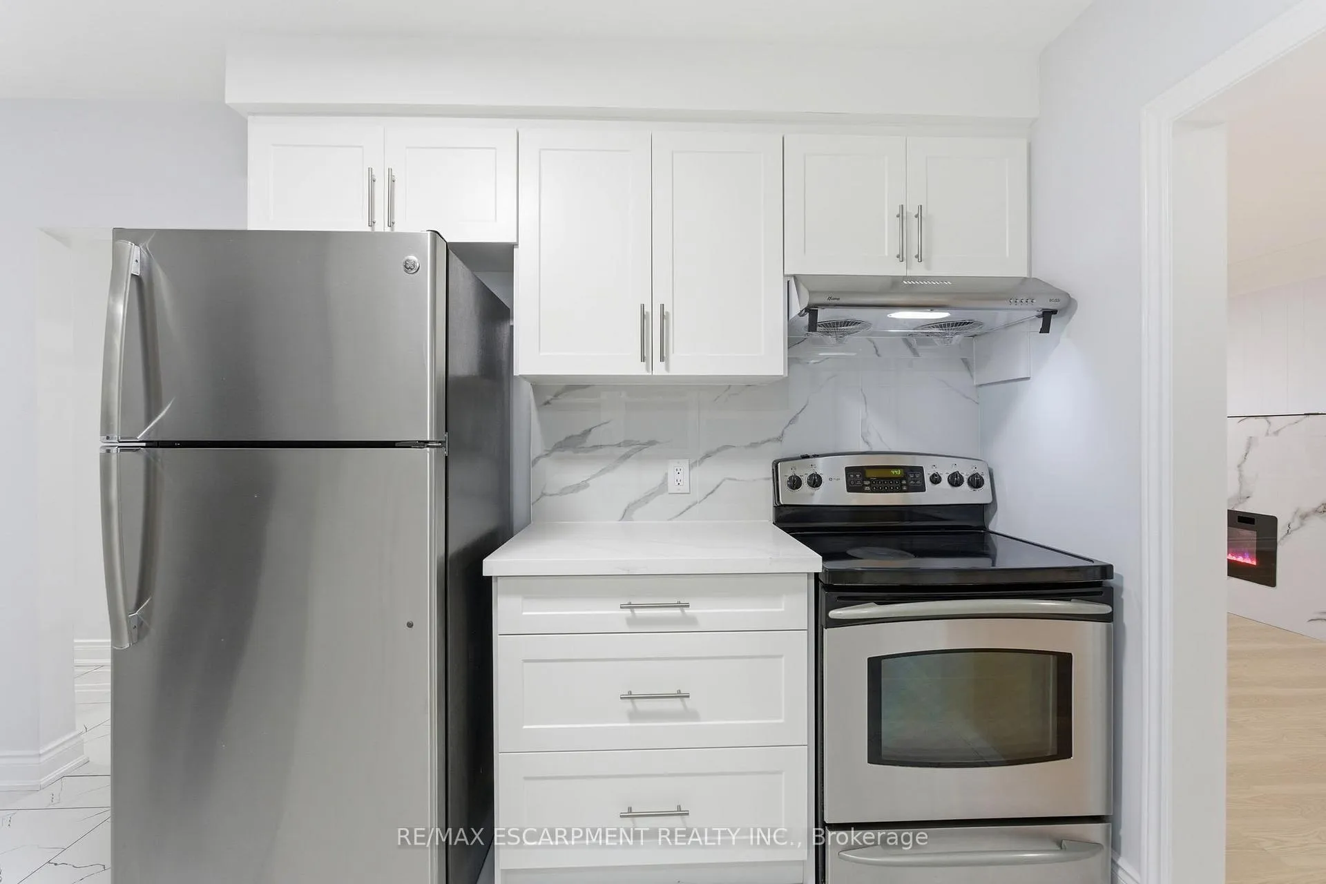 Photo 67 of 3 Algonquin Avenue, Hamilton, Rural Flamborough — HOMEH