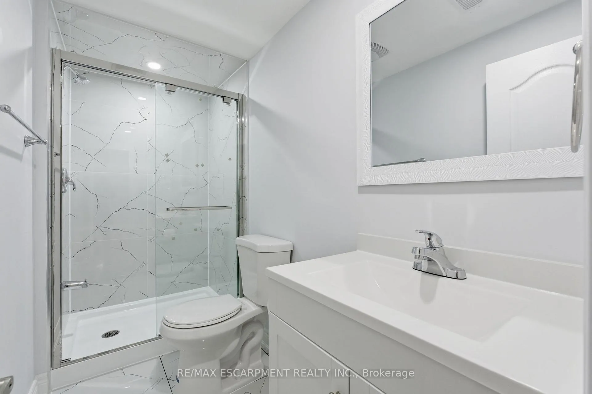 Photo 163 of 3 Algonquin Avenue, Hamilton, Rural Flamborough — HOMEH