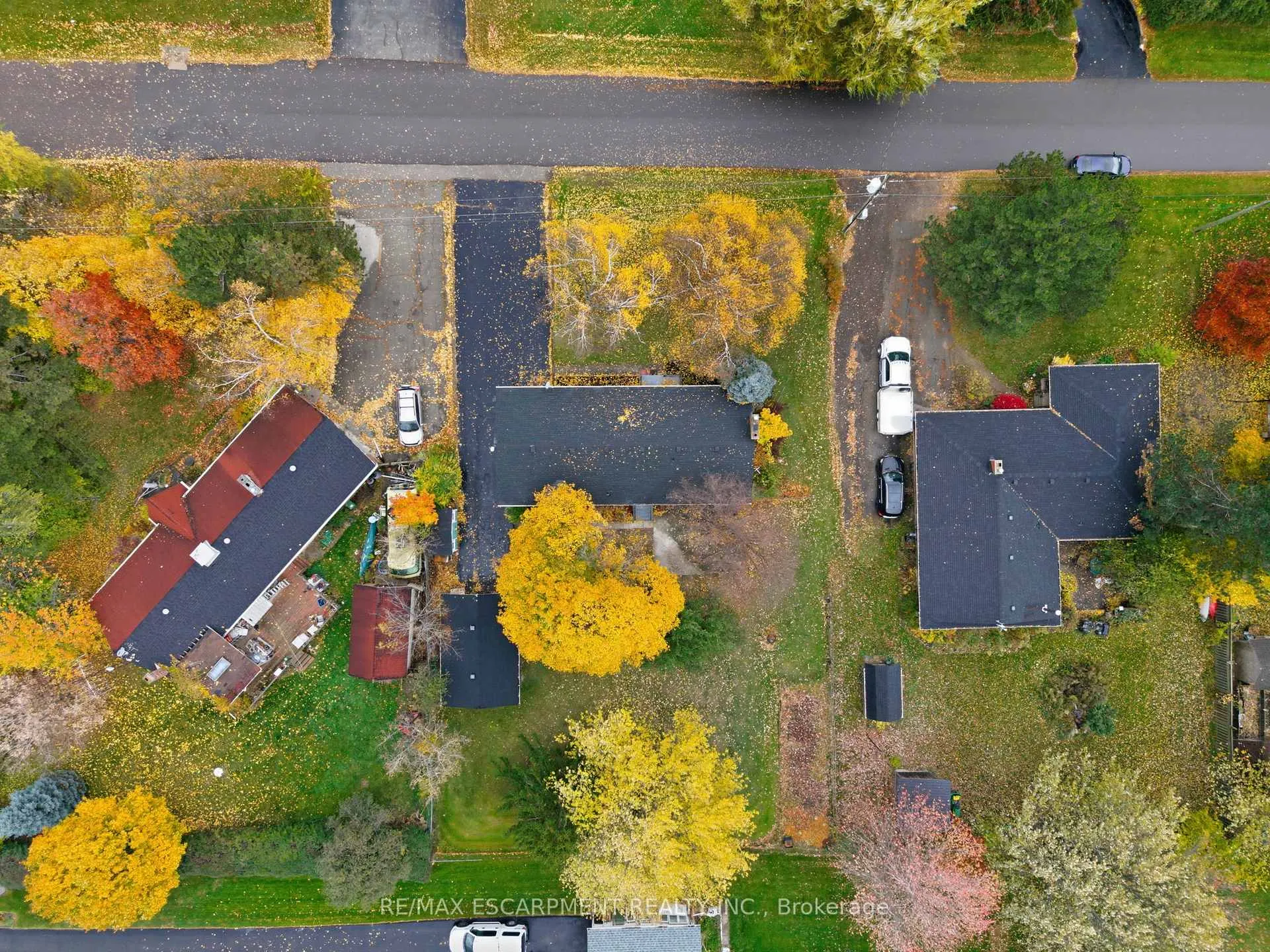 Photo 192 of 3 Algonquin Avenue, Hamilton, Rural Flamborough — HOMEH