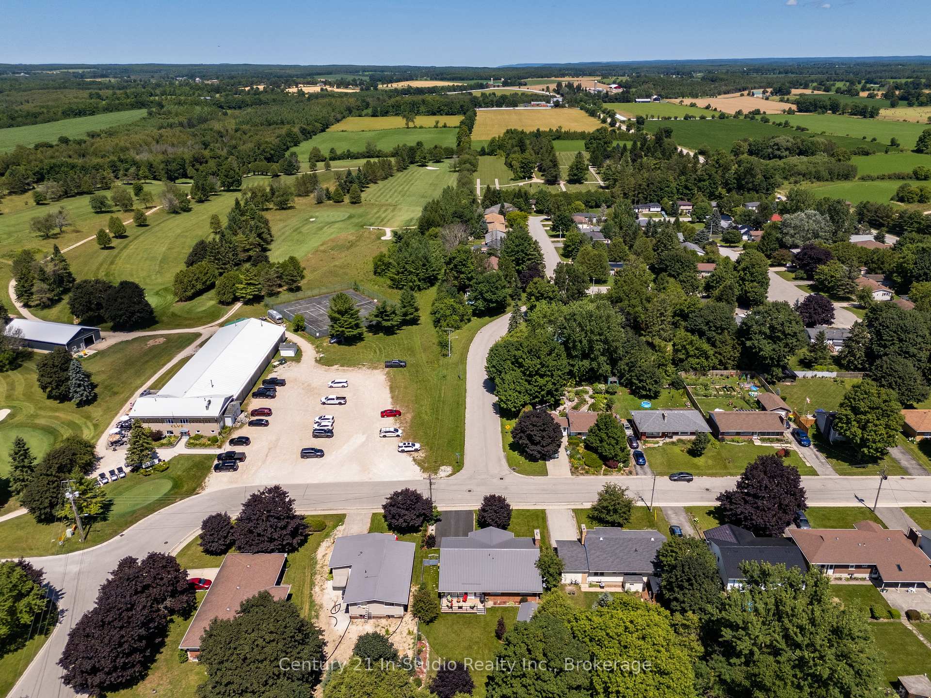 Photo 13 of 62 Edith Avenue, Grey Highlands — HOMEH