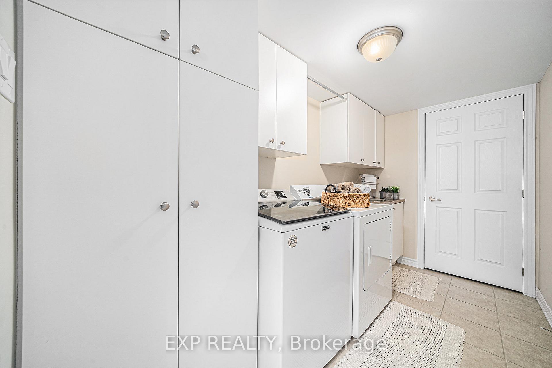 Photo 5 of 335 Sweet Grass Circle, Ottawa, Barrhaven - Half Moon Bay — HOMEH