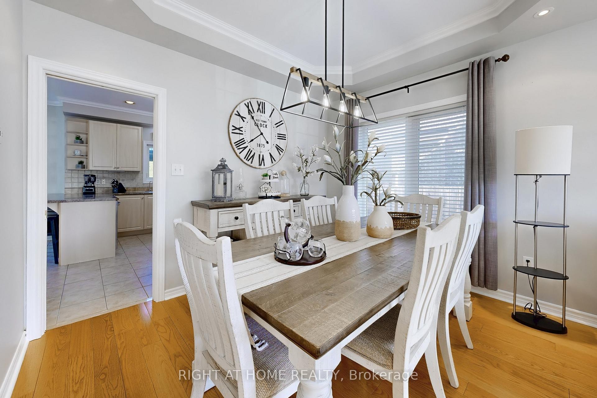 Photo 4 of 418 Mapleton Avenue, Barrie, Ardagh — HOMEH