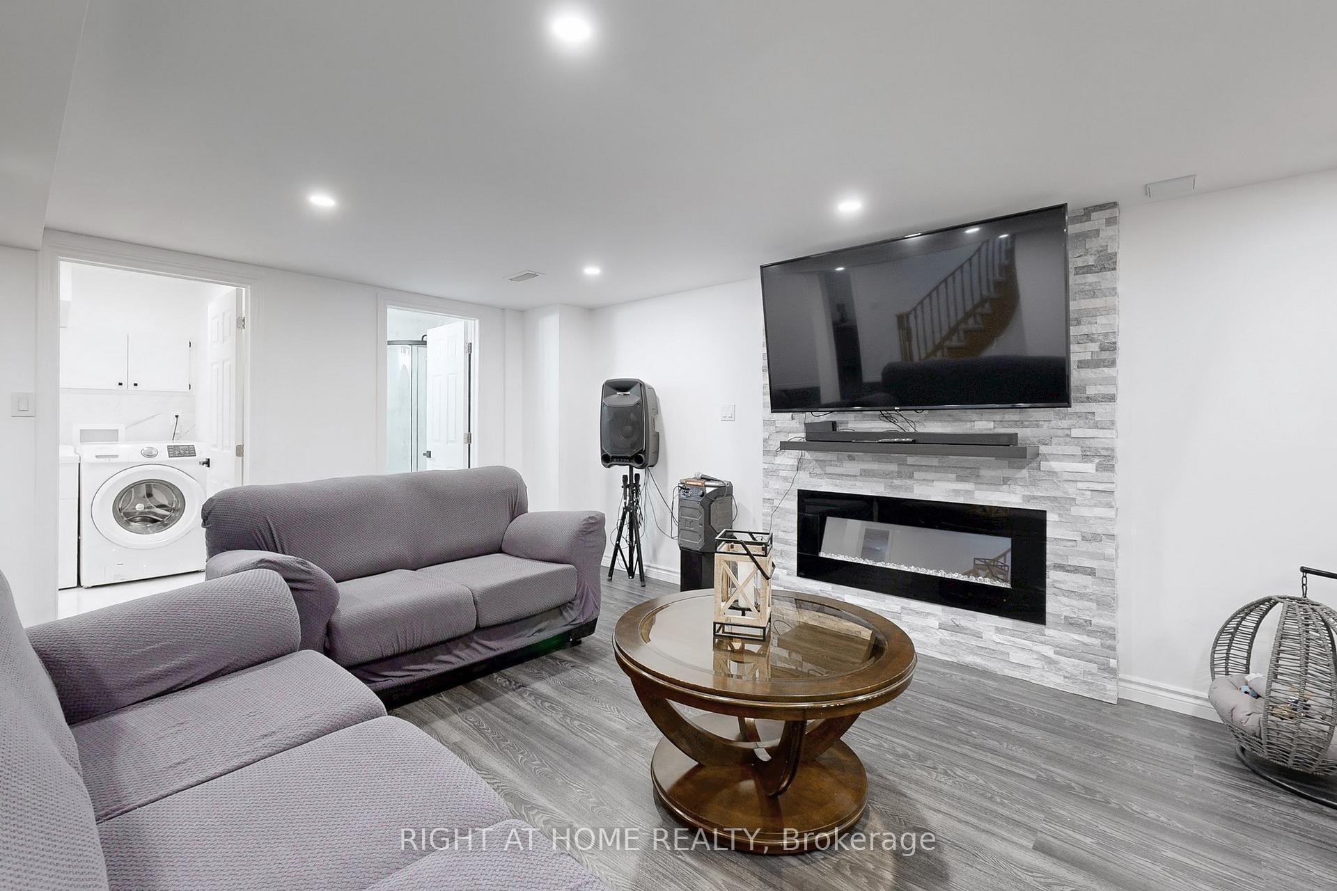 Photo 21 of 418 Mapleton Avenue, Barrie, Ardagh — HOMEH