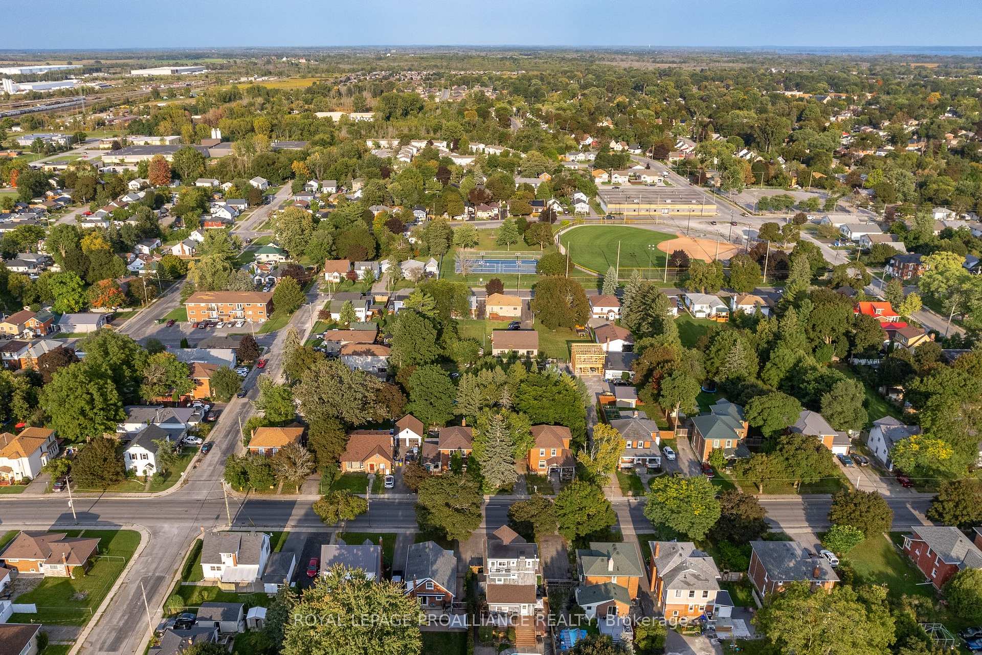 Photo 38 of 367 Bleecker Avenue, Belleville, Belleville Ward — HOMEH