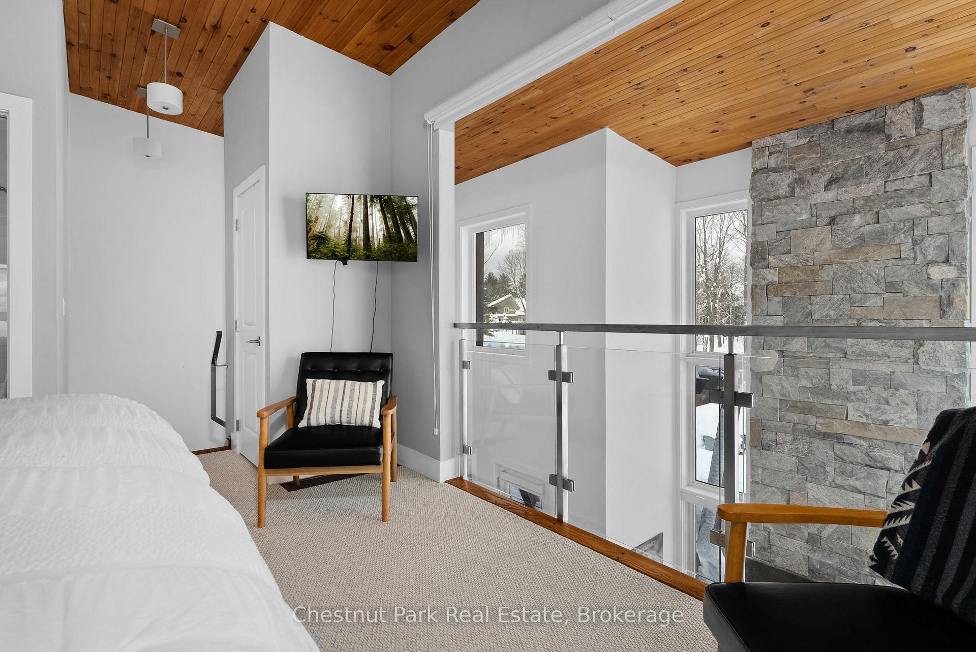 Photo 21 of 6 Carrick Trail, Gravenhurst, Muskoka (S) — HOMEH