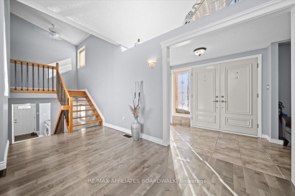 Photo 7 of 1700 Lakeshore Drive, Ottawa, Greely — HOMEH