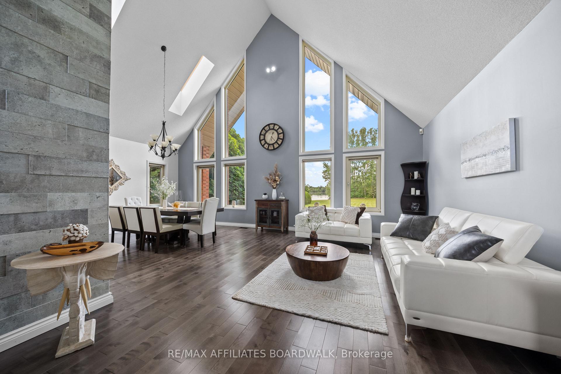 Photo 11 of 1700 Lakeshore Drive, Ottawa, Greely — HOMEH