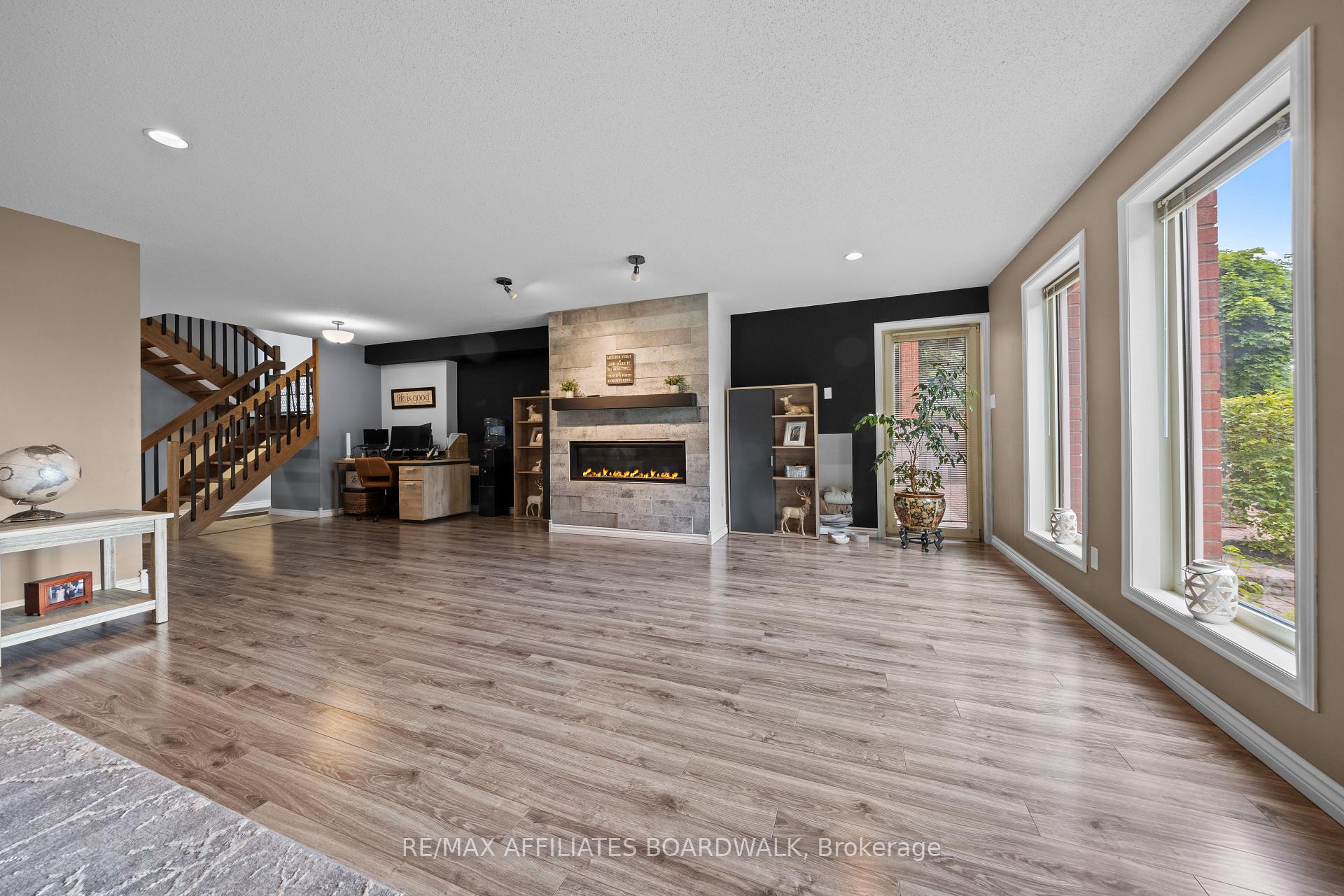Photo 24 of 1700 Lakeshore Drive, Ottawa, Greely — HOMEH