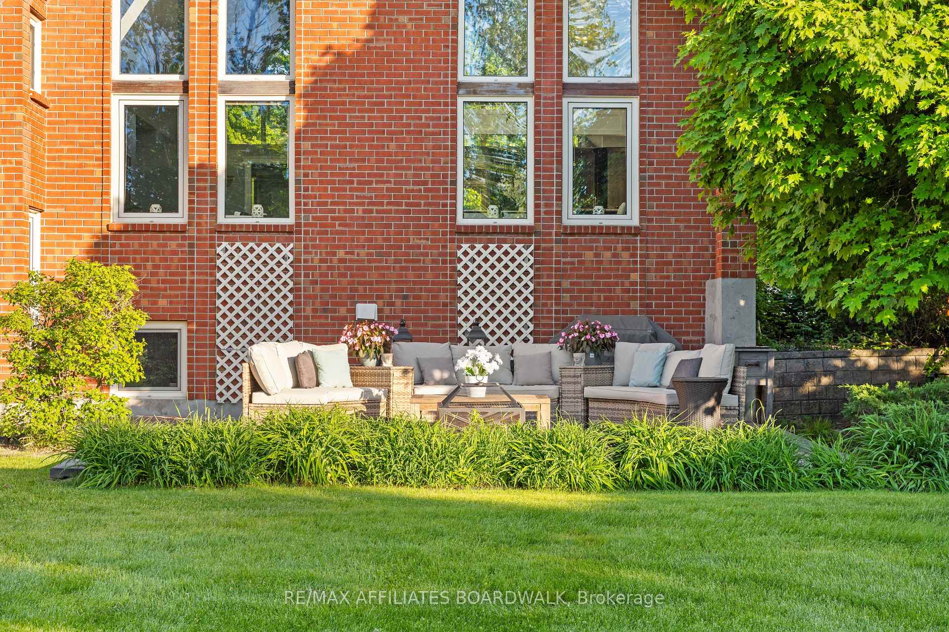 Photo 38 of 1700 Lakeshore Drive, Ottawa, Greely — HOMEH