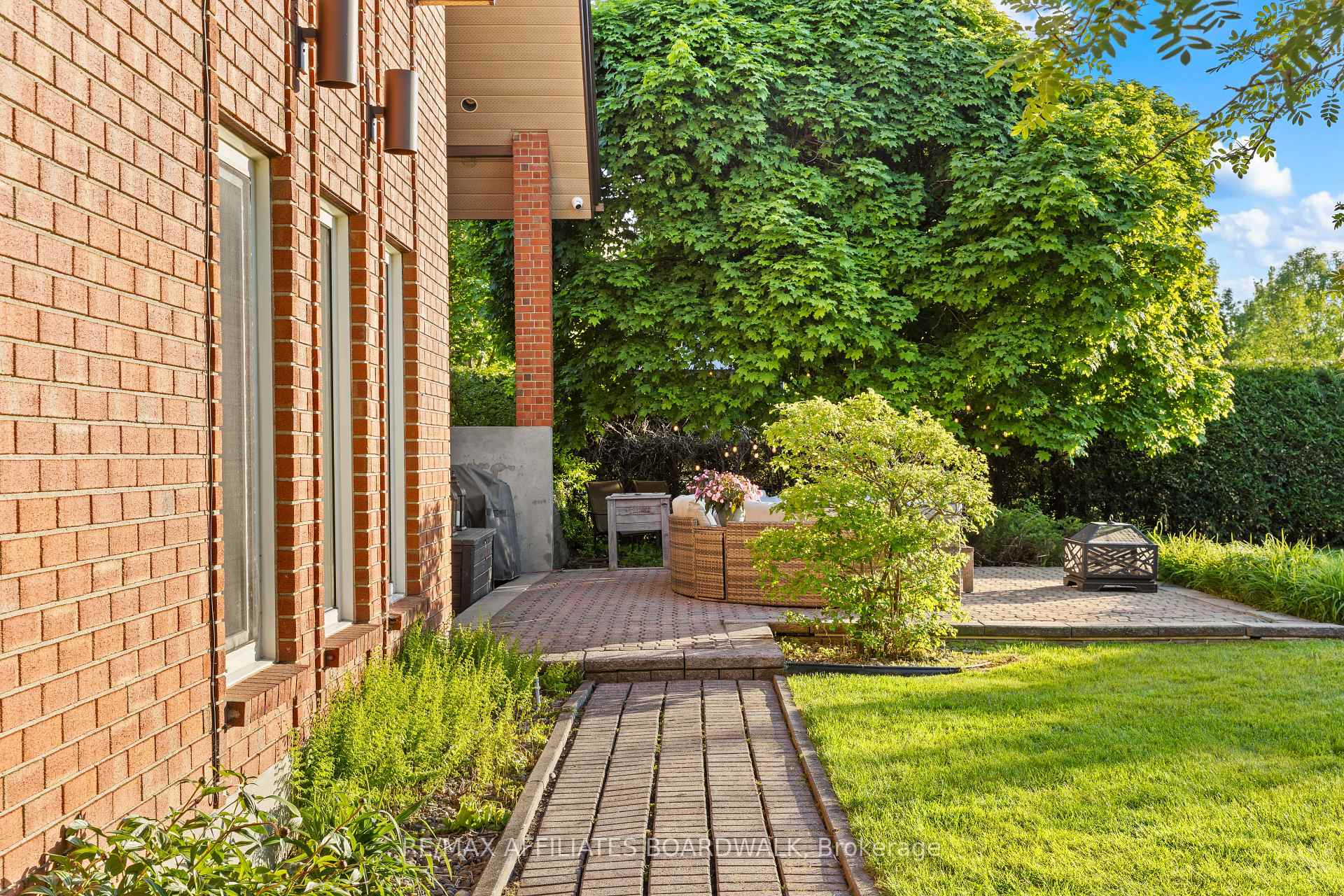 Photo 43 of 1700 Lakeshore Drive, Ottawa, Greely — HOMEH