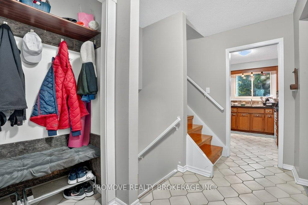 Photo 12 of 22 Thistle Road, Guelph, Willow West/Sugarbush/West Acres — HOMEH