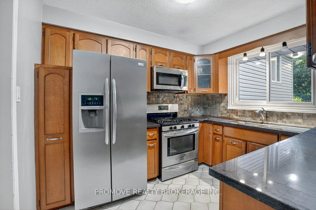 Photo 16 of 22 Thistle Road, Guelph, Willow West/Sugarbush/West Acres — HOMEH