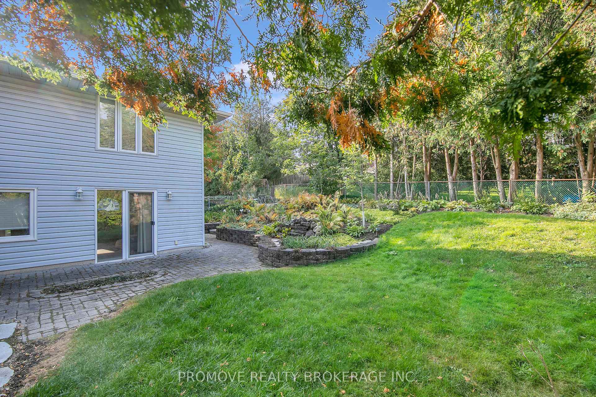 Photo 35 of 22 Thistle Road, Guelph, Willow West/Sugarbush/West Acres — HOMEH