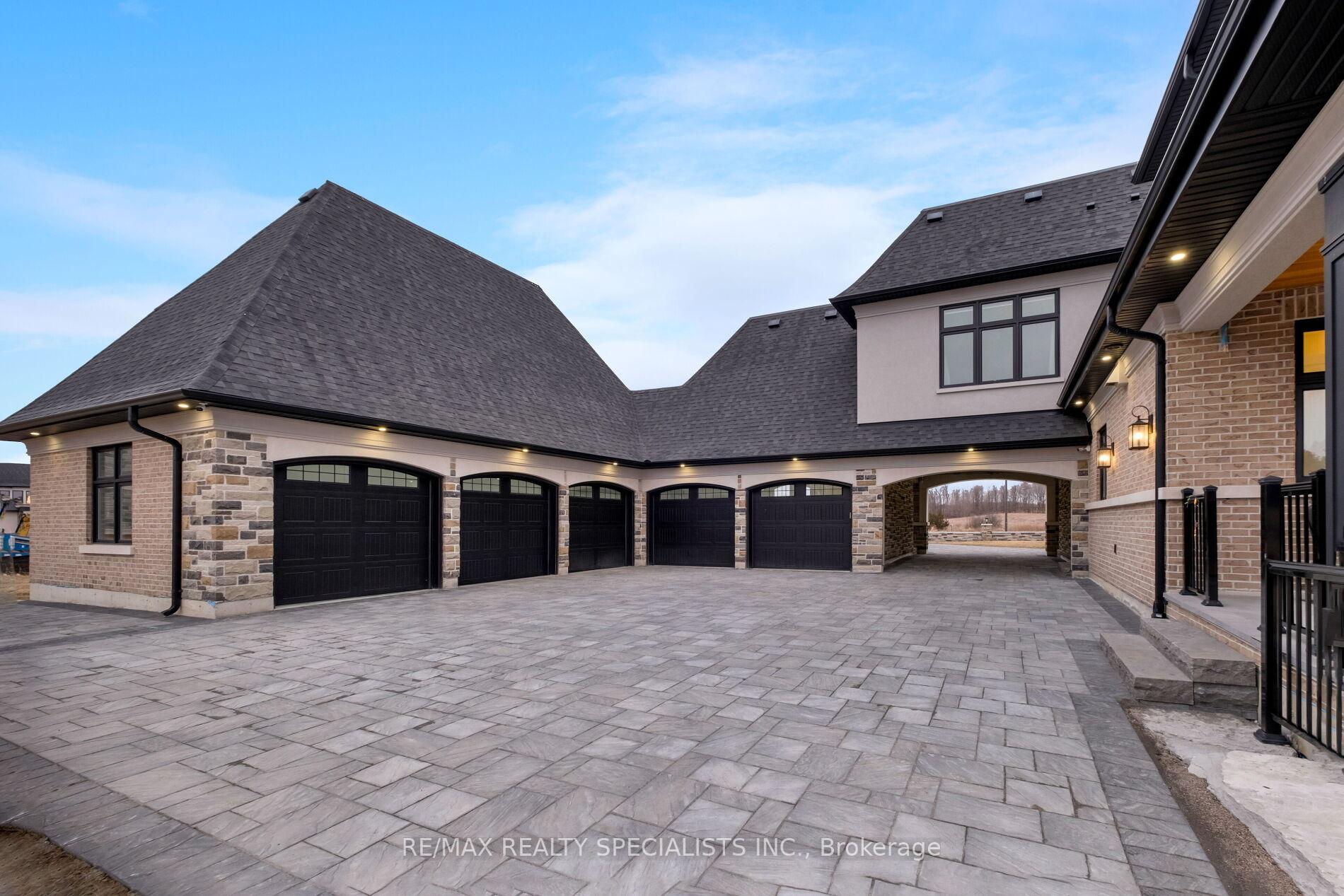 Photo 6 of 15 Mulloy Court, Caledon, Palgrave — HOMEH
